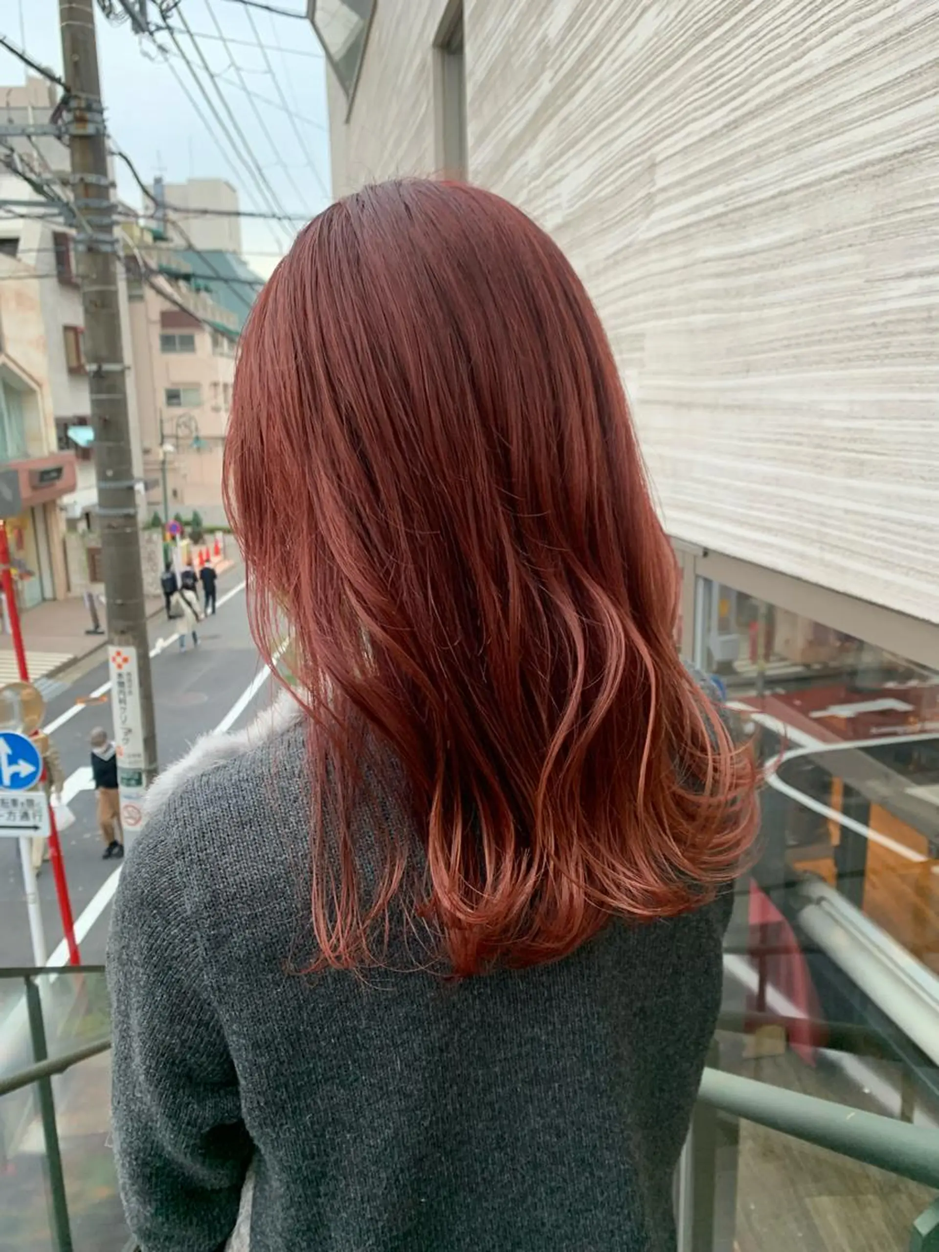 セミロング カラー カット ヘアカラー 【髪質改善🌿】木本 志歩のヘアスタイル
