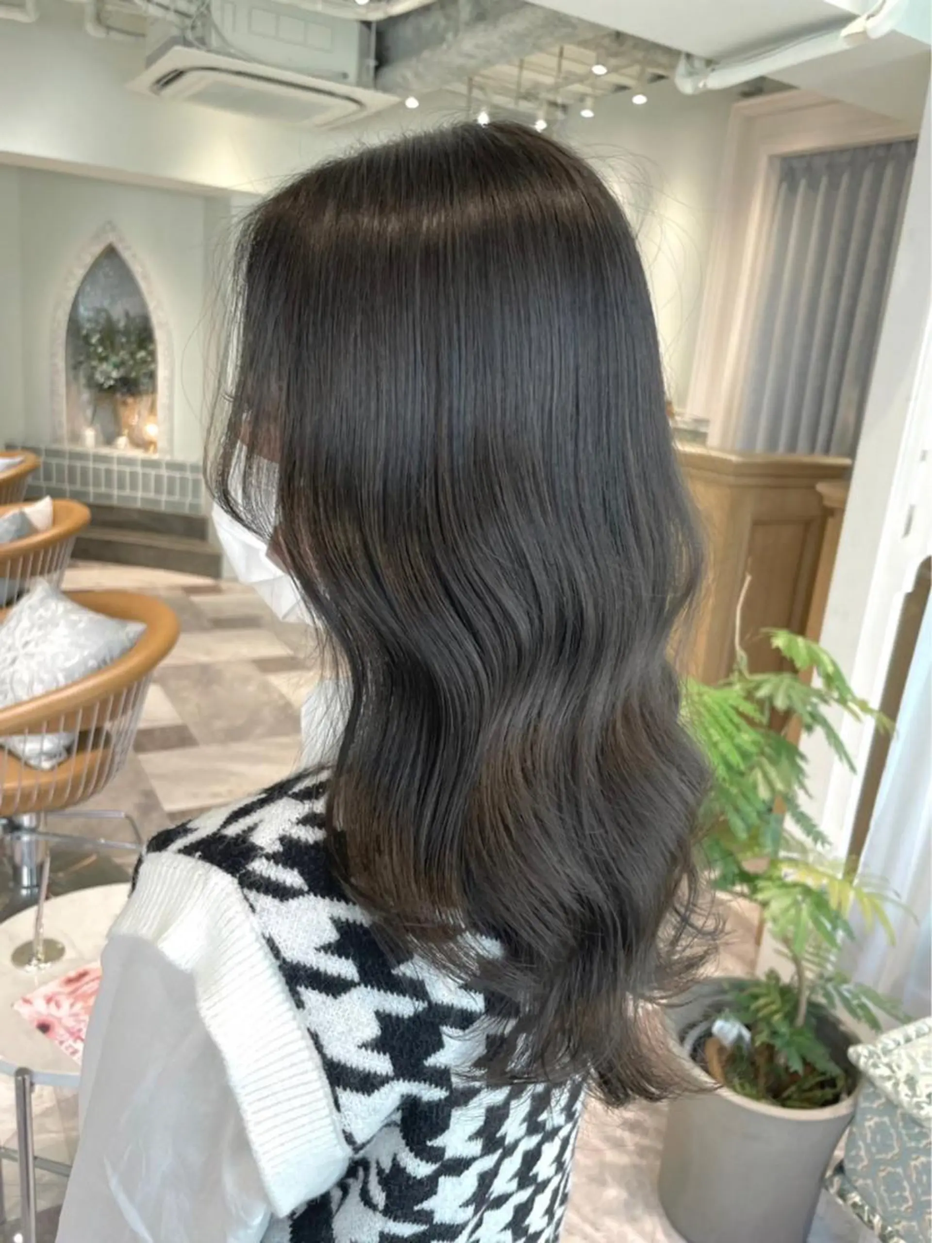 セミロング Lond jeloud （ロンドジュルード）所属・似合わせカットカラー Nanami♡のヘアスタイル