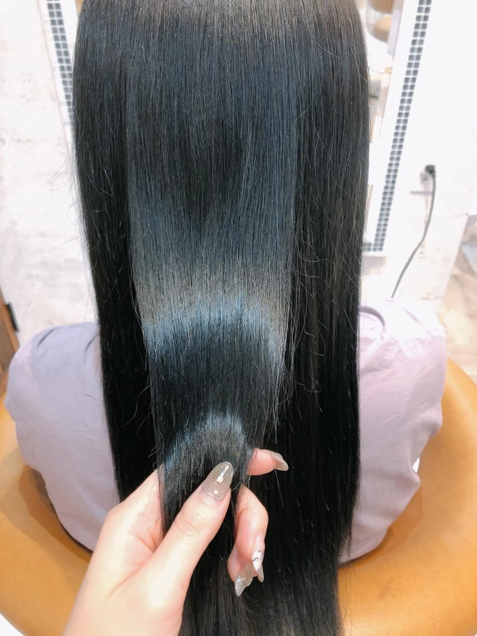 ミディアム アッシュ カット ヘアカラー トリートメント 代表山口ひな 髪質改善のプロのヘアスタイル