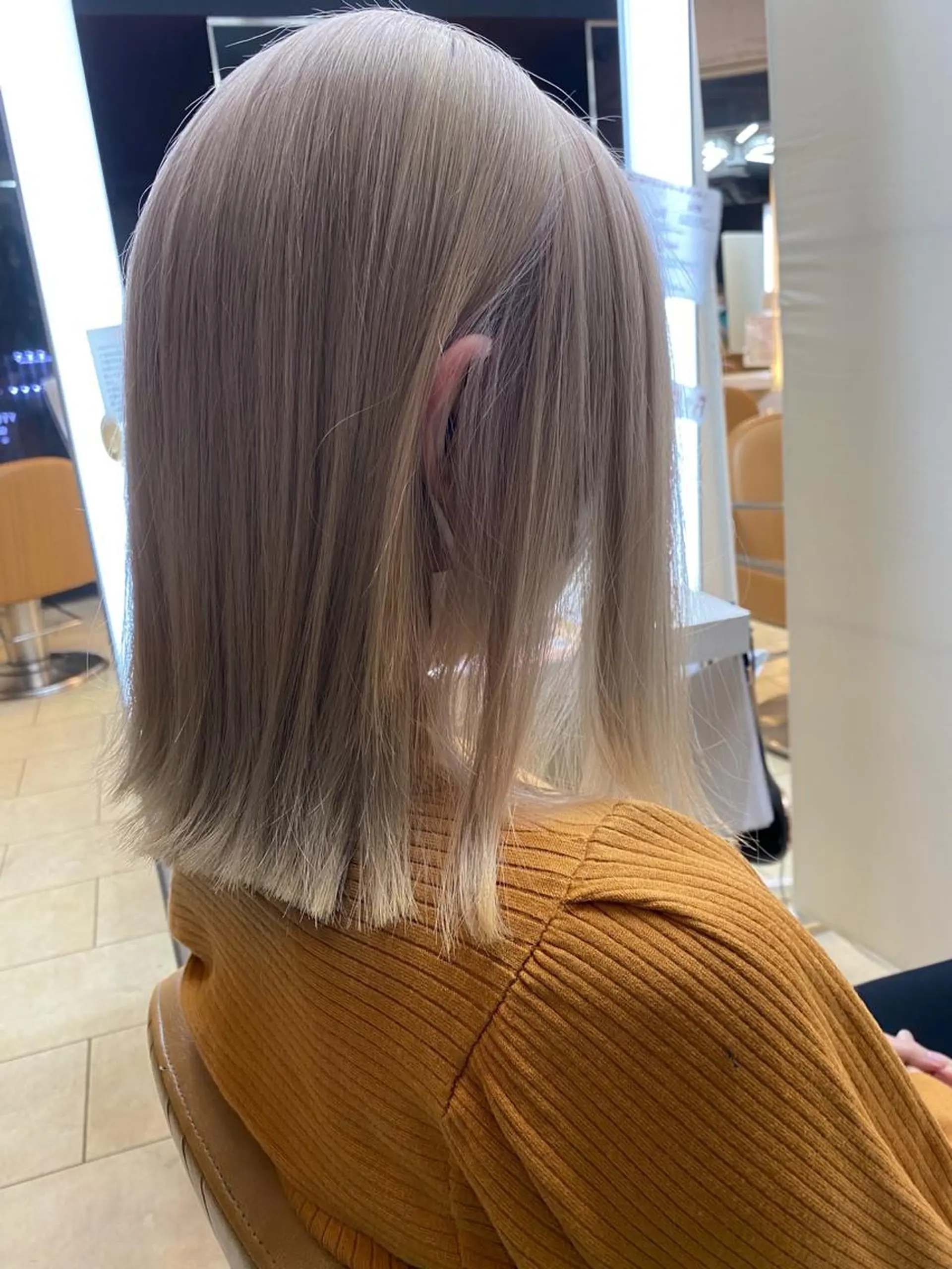 ミディアム カラー ヘアカラー トリートメント レイヤー/ベージュ カラー/ハシモトのヘアスタイル