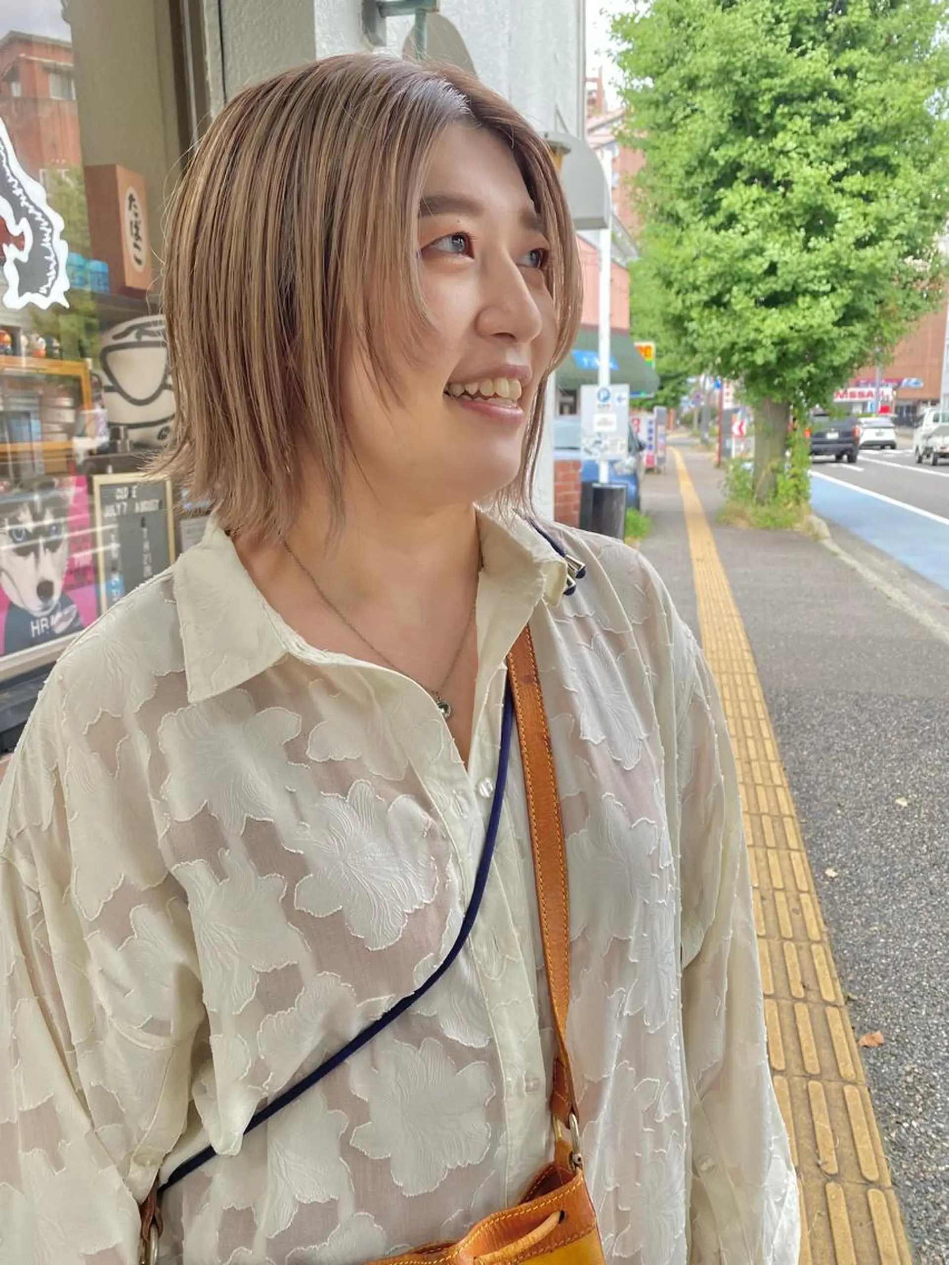 ショート カラー 小日向 沙織のヘアスタイル