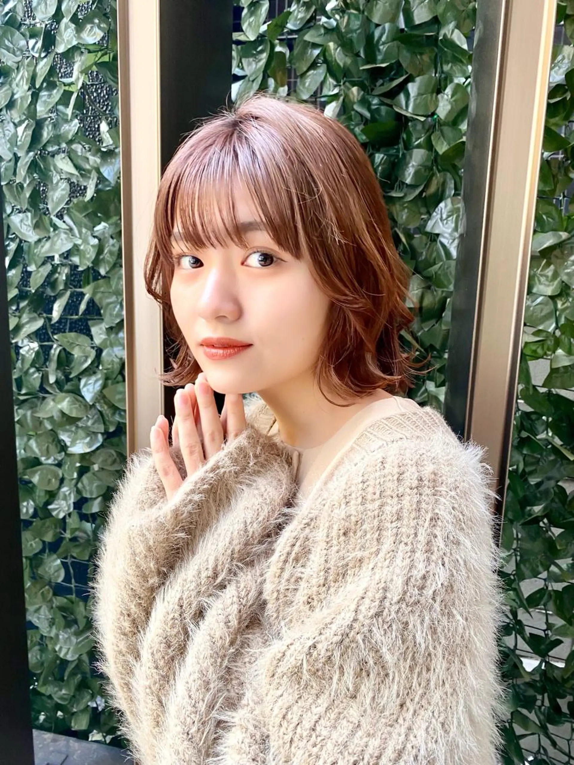 ショート カラー 髪質改善 韓国風ヘア コテ巻き風パーマ 韓国風パーマ 無重力のヘアスタイル