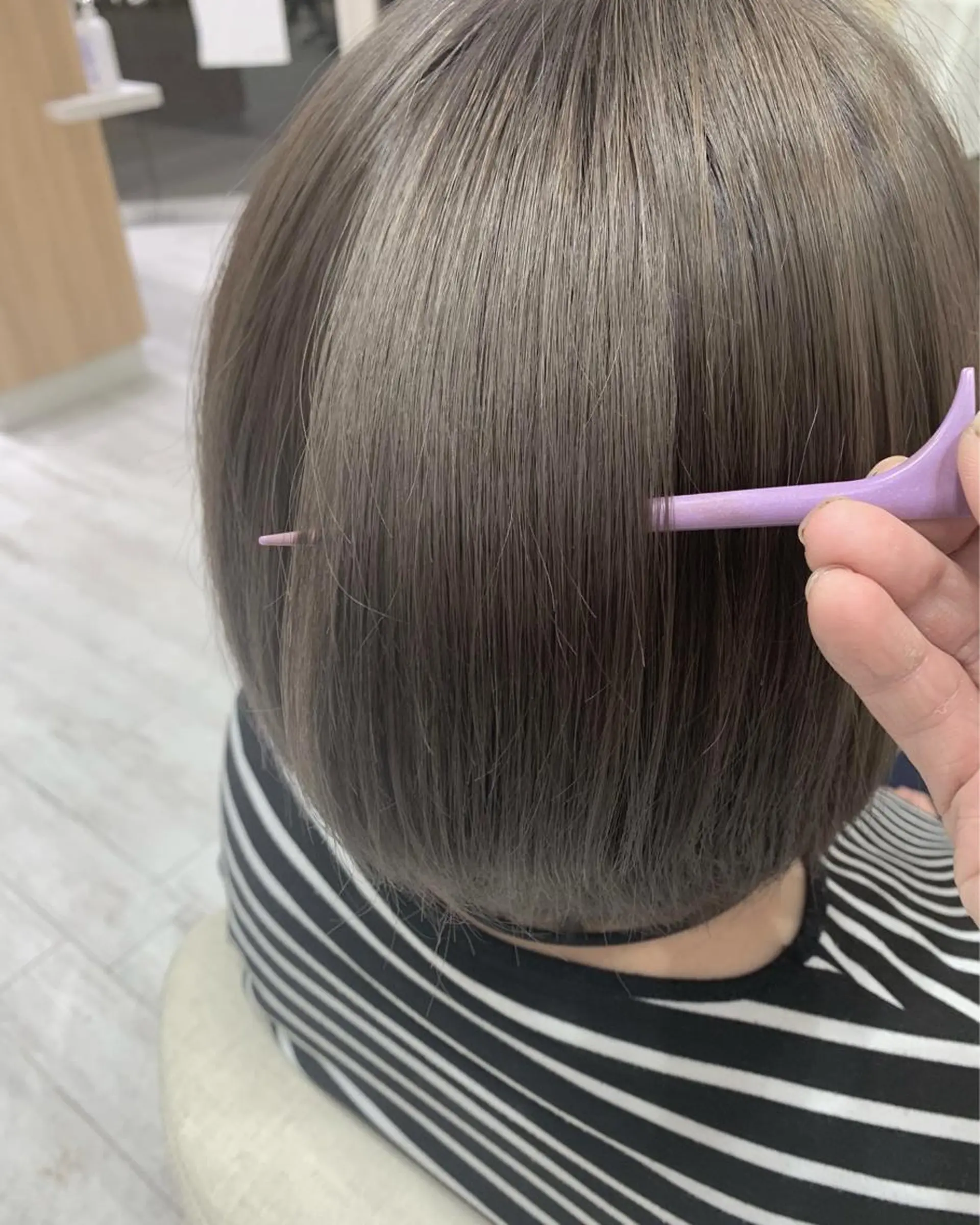 ミディアム カット ヘアカラー brace 立花のヘアスタイル