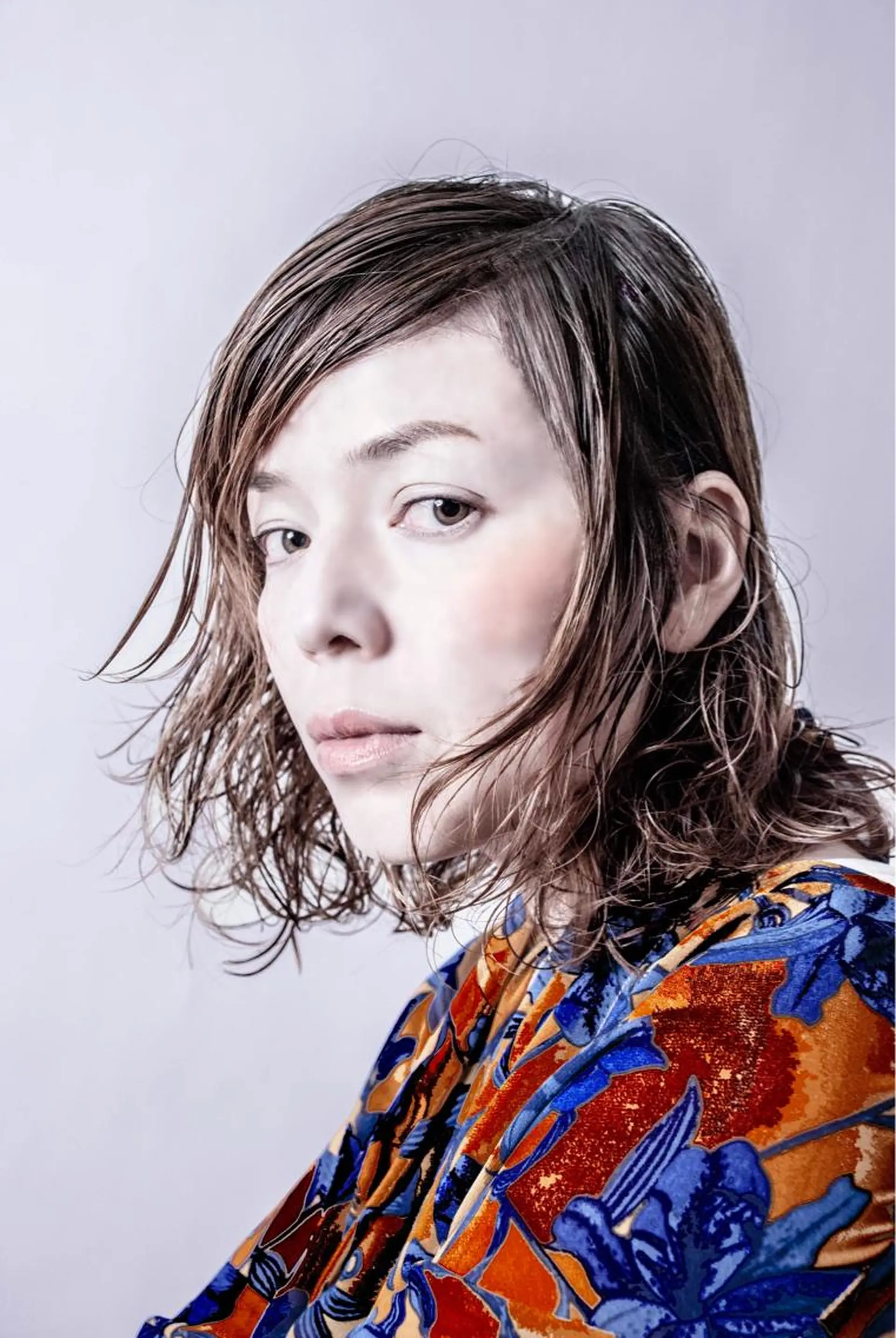 ショート カラー パーマ アッシュ アドミラルYoshi oのヘアスタイル