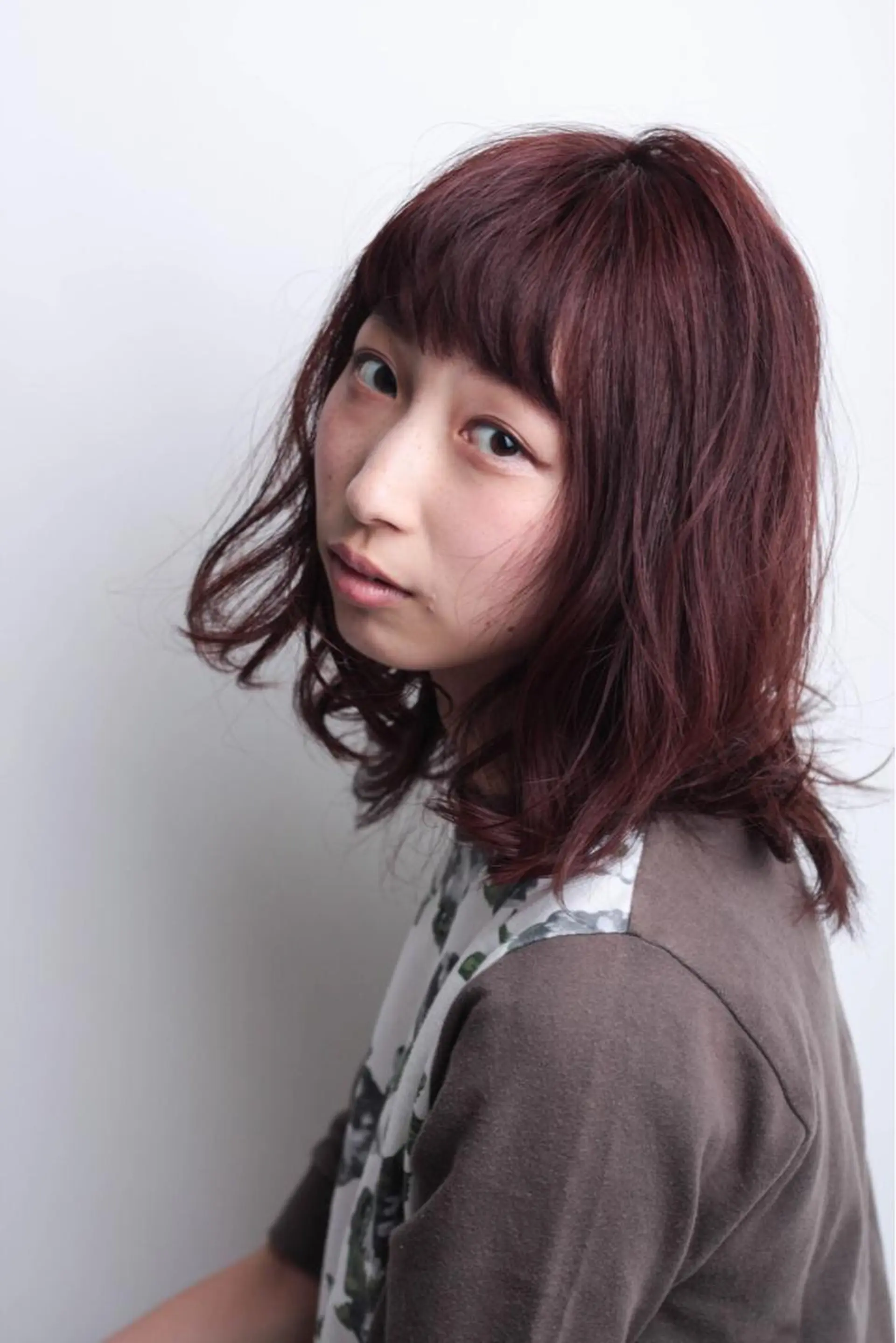 ミディアム カラー RESBORN所属・長岡 大偉のヘアスタイル