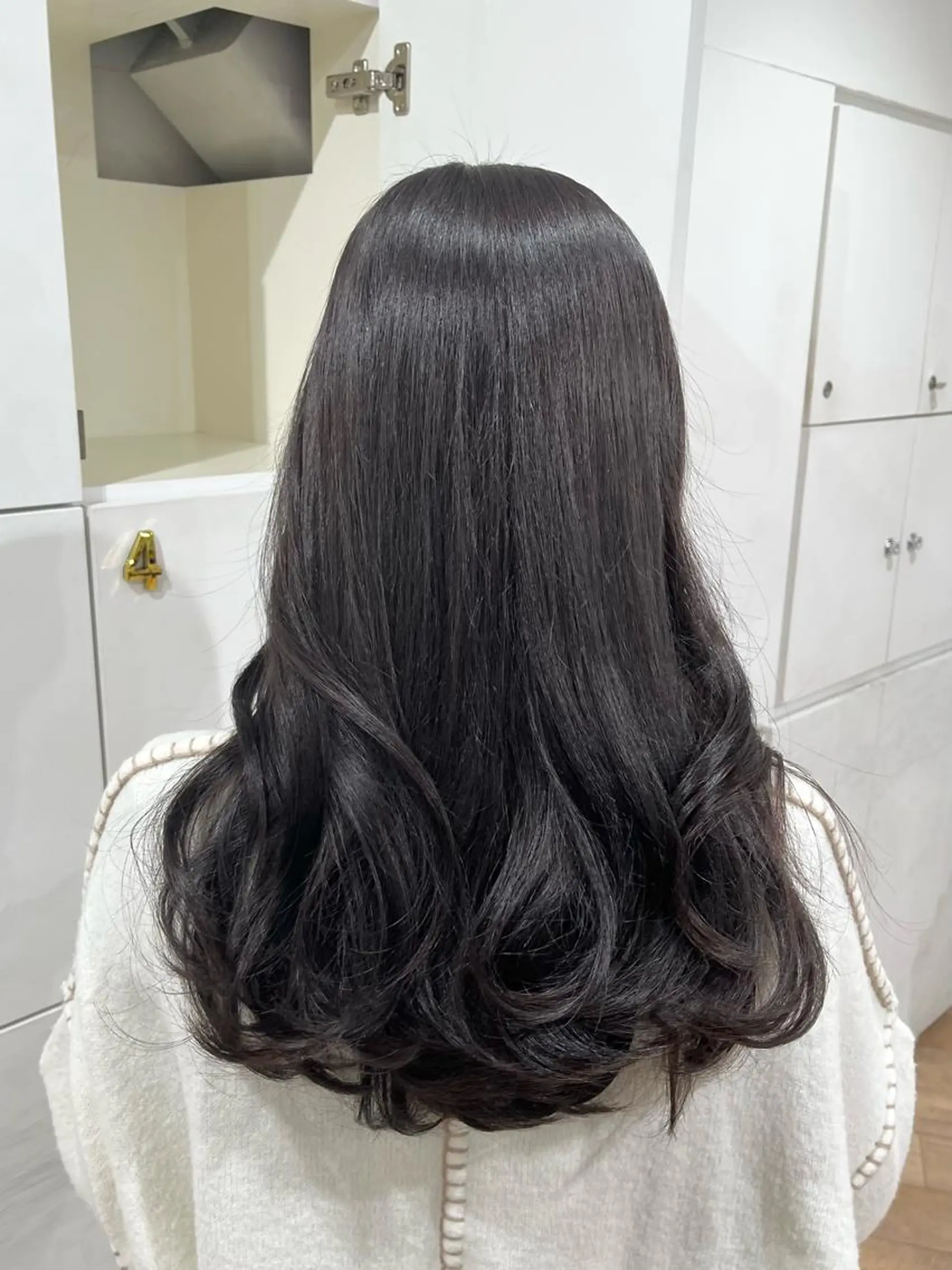 セミロング 新宿/レイヤー/ ブリーチ/西川翔真のヘアスタイル