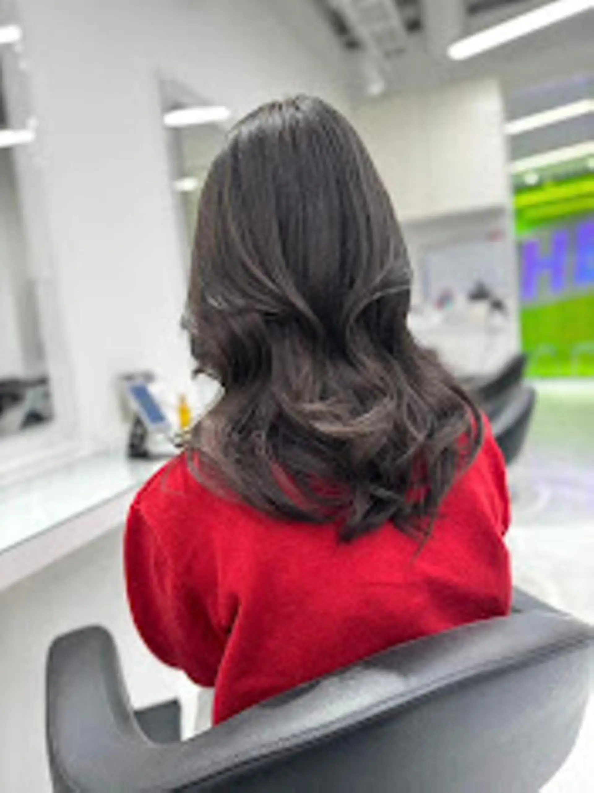 カラー ［THEATER 仙台店🌼］公式のヘアスタイル