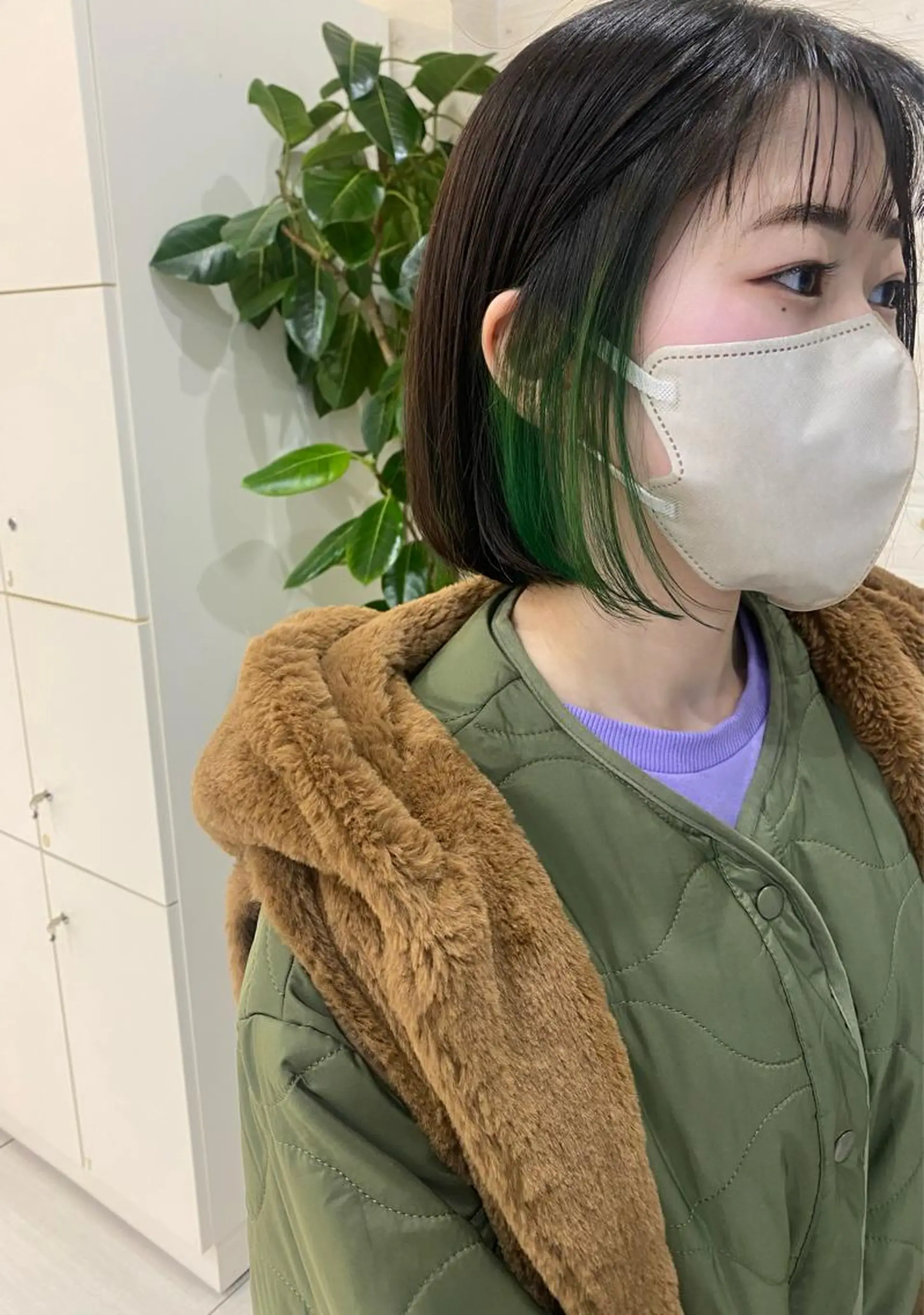 ショート カラー ベージュカラー インナーカラー オリーブベージュ 韓国ヘア／艶カラー minamiのヘアスタイル