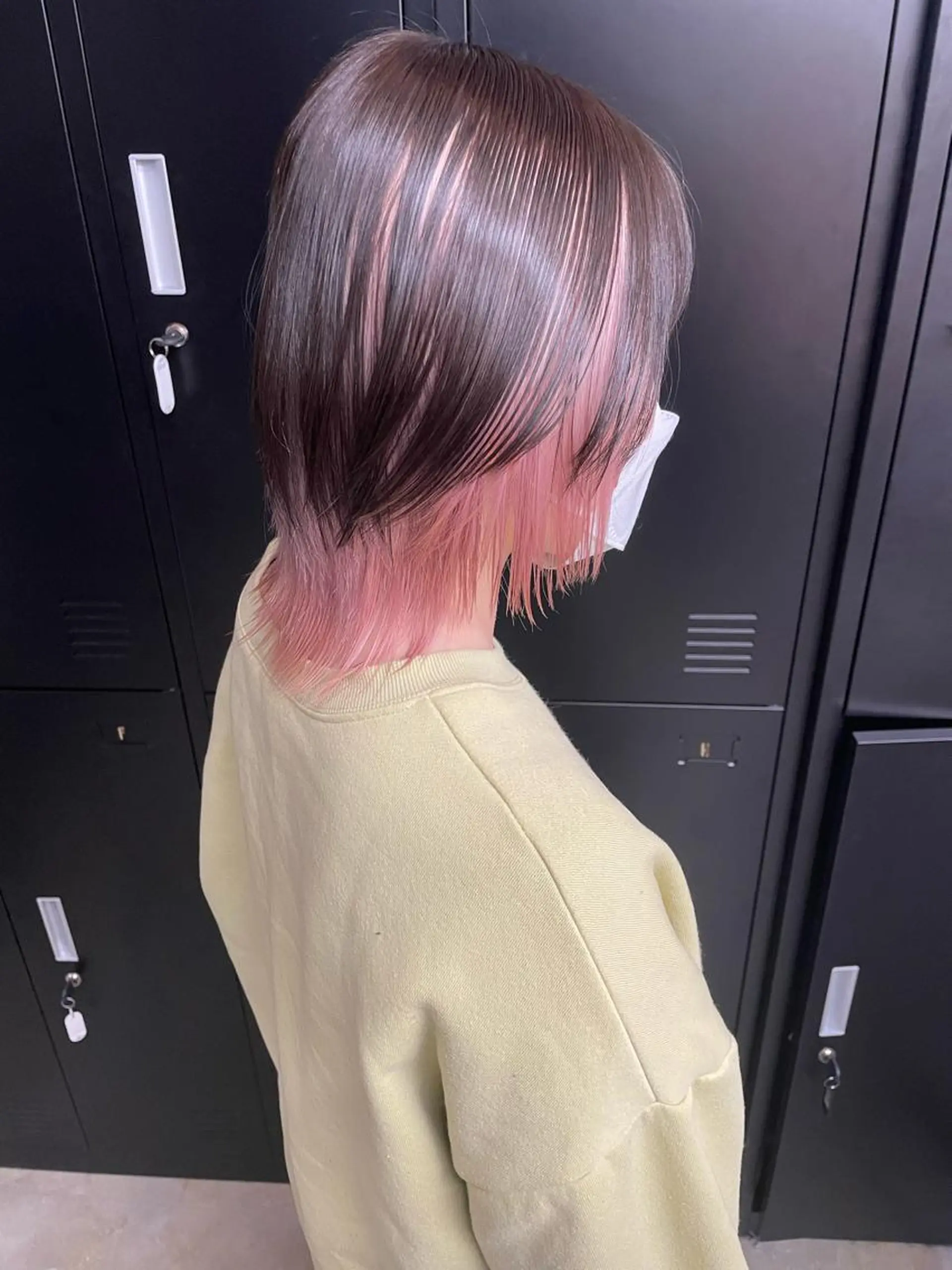 ミディアム カラー ベージュカラー ブリーチ 透明感カラー イヤリングカラー グラデーションカラー カット ヘアカラー トリートメント 韓国風レイヤー ハイトーンRYOTAのヘアスタイル