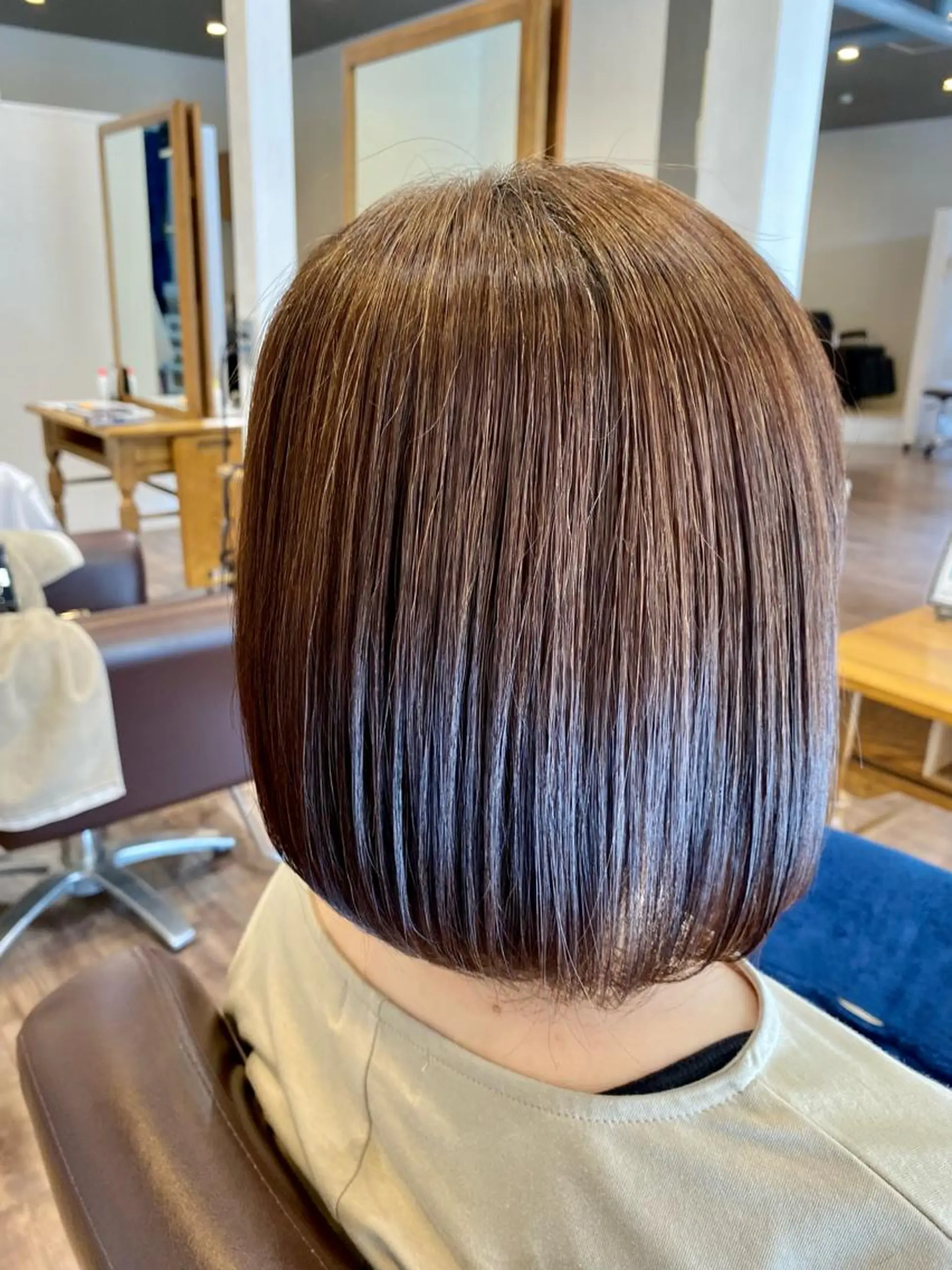 ミディアム 縮毛矯正 美容室Limb所属・髪質改善/縮毛/小林 水葵のヘアスタイル