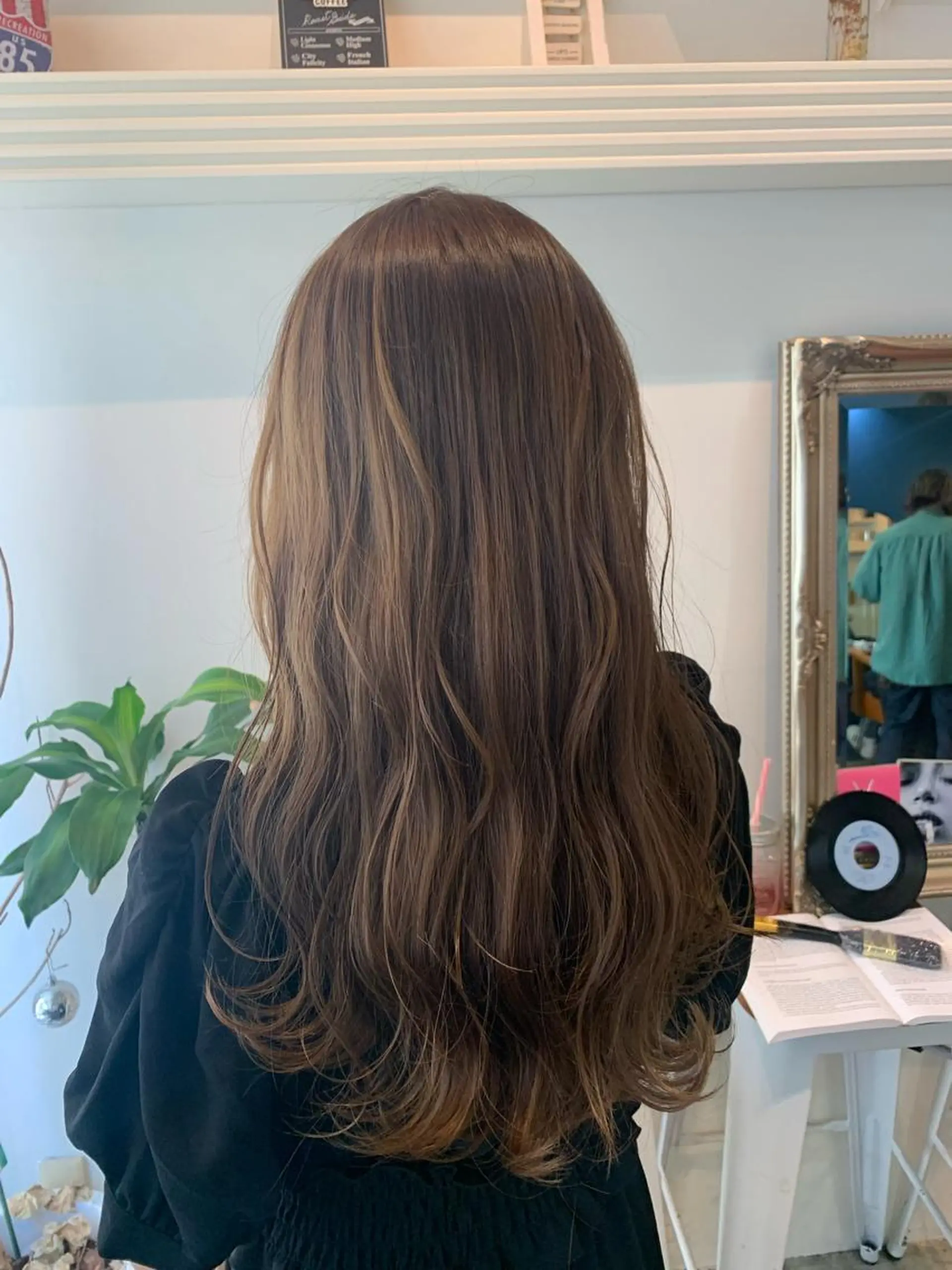 ロング ヘアカラー トリートメント ヘッドスパ ヘアセット 山口 竣也のヘアスタイル