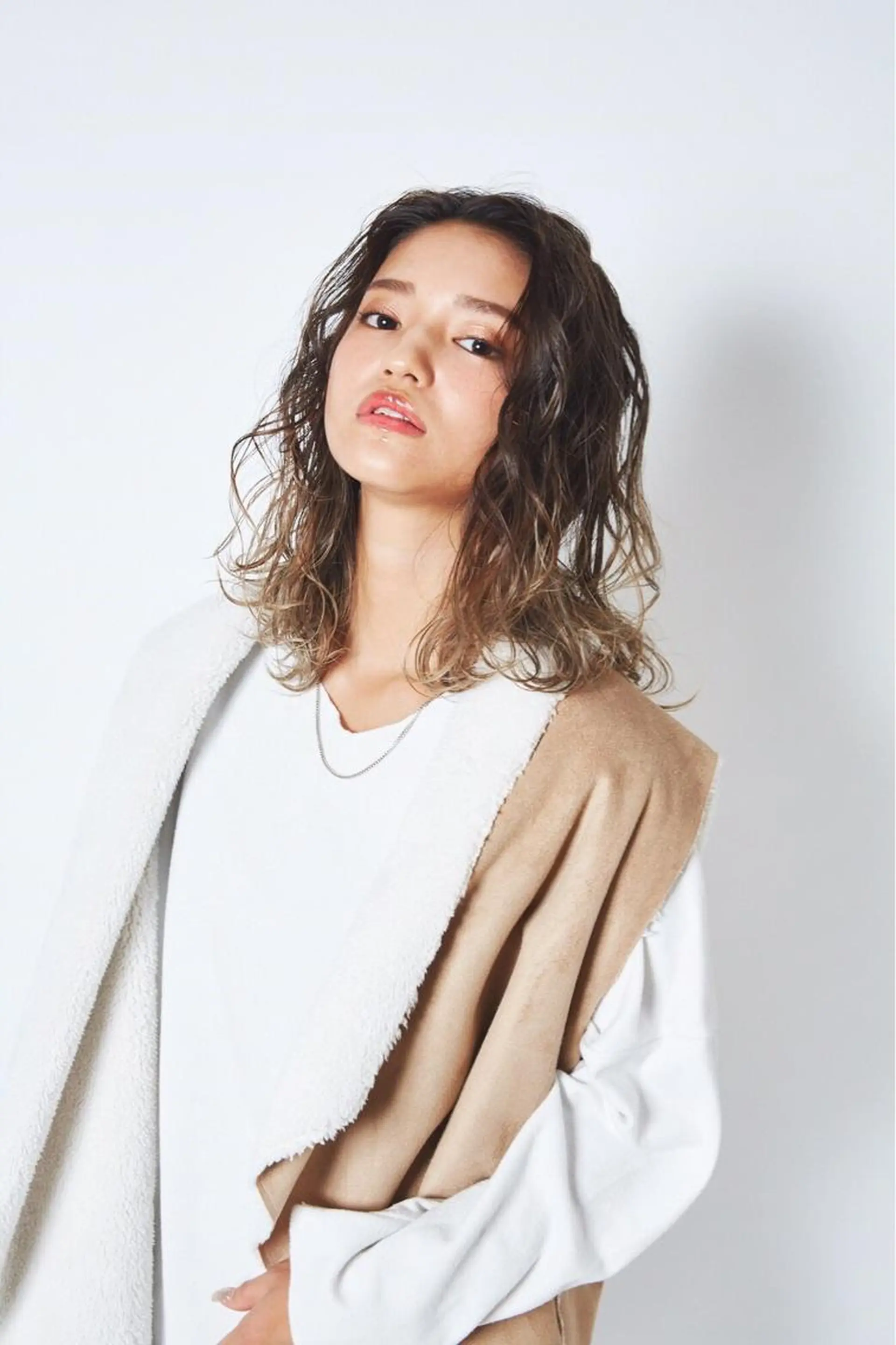 ミディアム カラー パーマ ヘアアレンジ メンズ キッズ ネイル マツエク・マツパ アティリー 西梅田のヘアスタイル