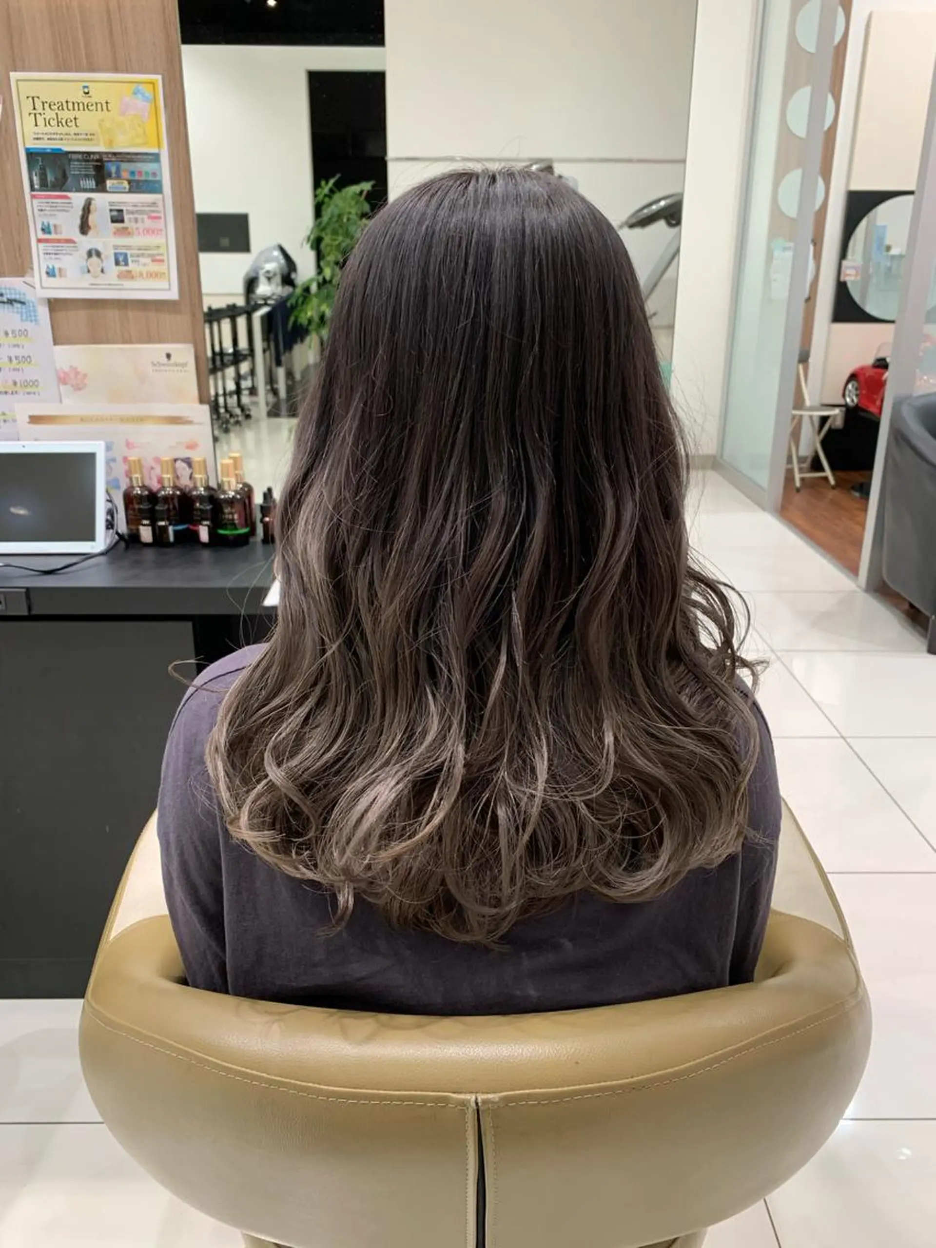 ロング カラー カット ヘアカラー アールヌーボイオンモール奈良店所属・佐々木 康太のヘアスタイル