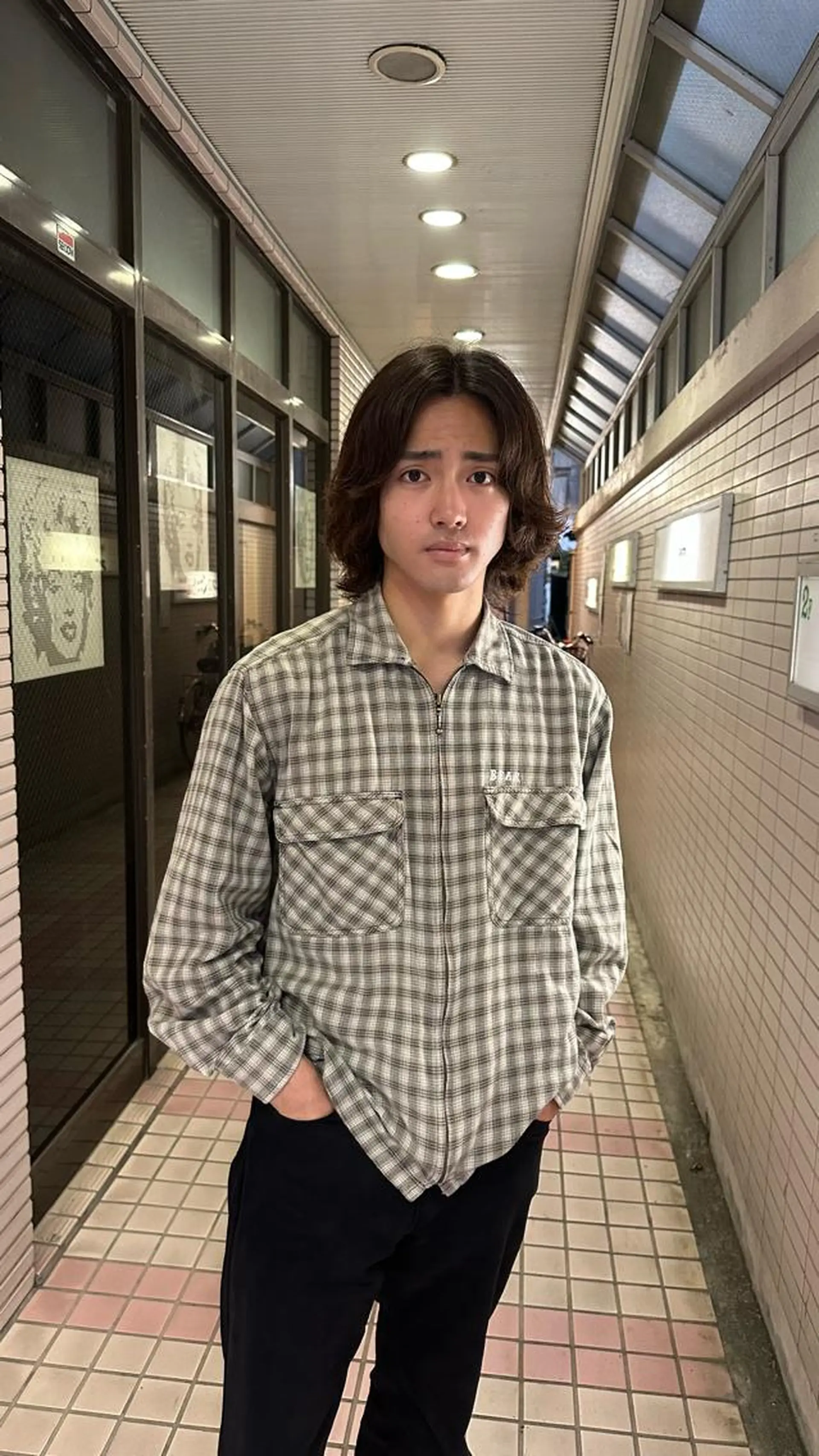 セミロング パーマ メンズ メンズパーマ セミロングパーマ スパイラルパーマ カット パーマ パーマ職人 渡邊　優雅のヘアスタイル