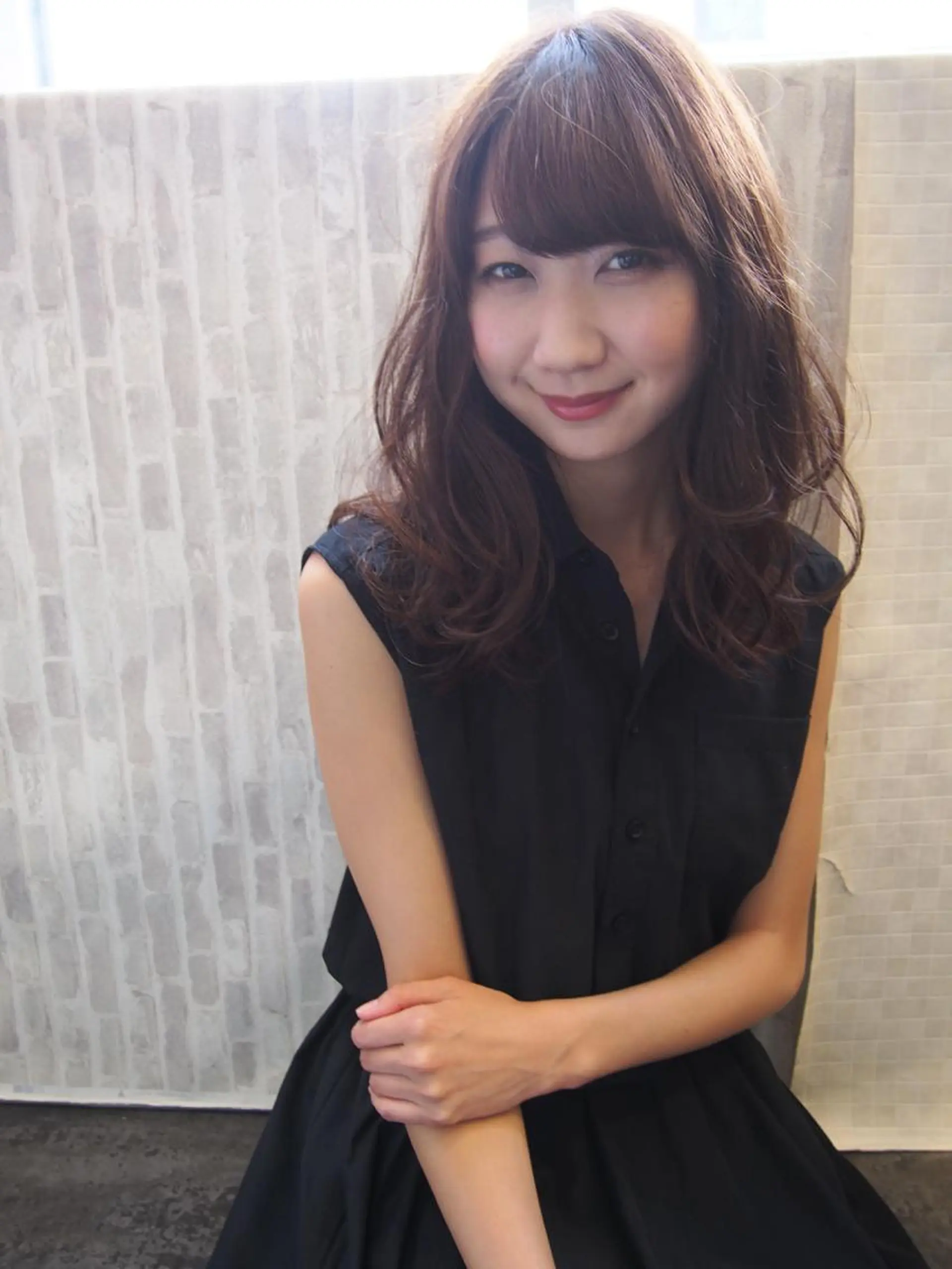 ミディアム セミロング カラー パーマ ほさか しんごのヘアスタイル