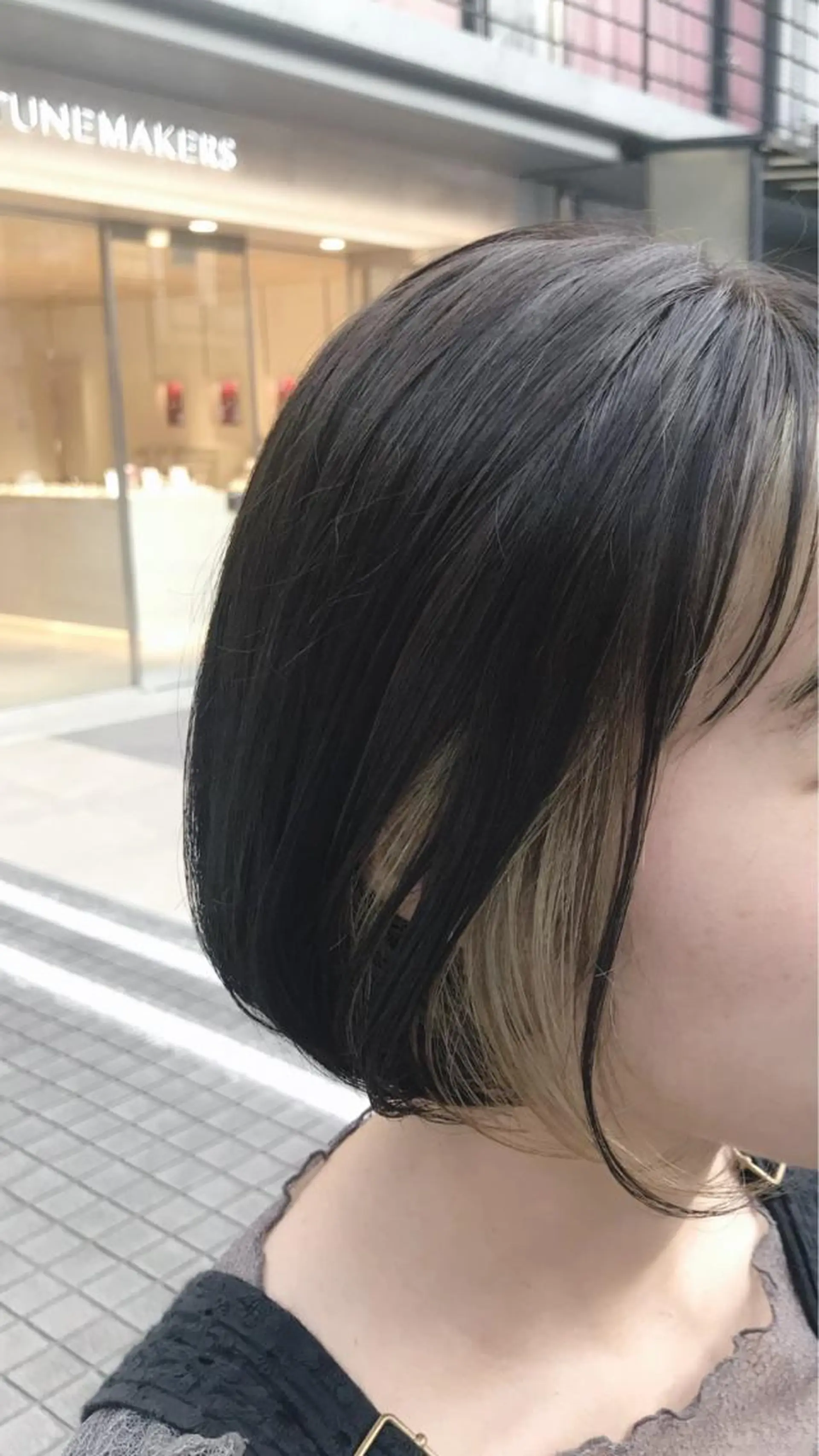 ショート カラー BEBE所属・ブリーチなし 透明感カラーKANAのヘアスタイル