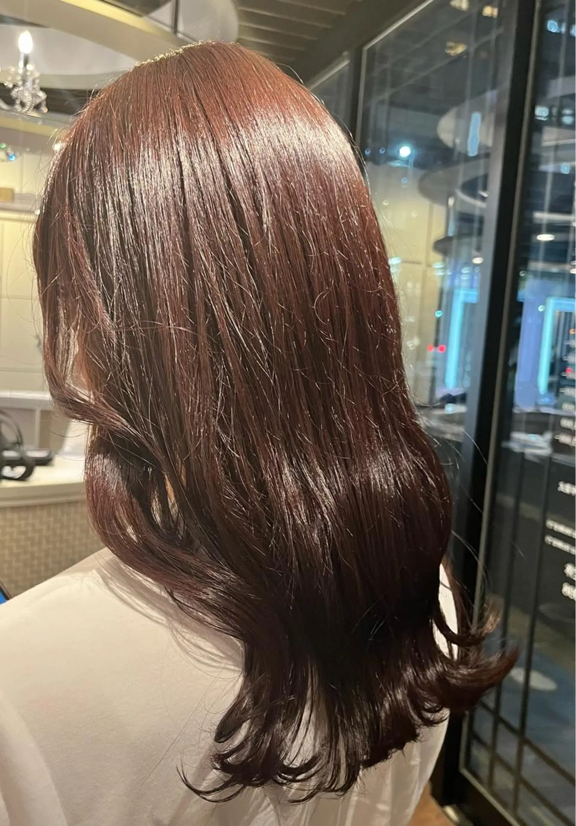 セミロング ヘアカラー 山田 知佳のヘアスタイル