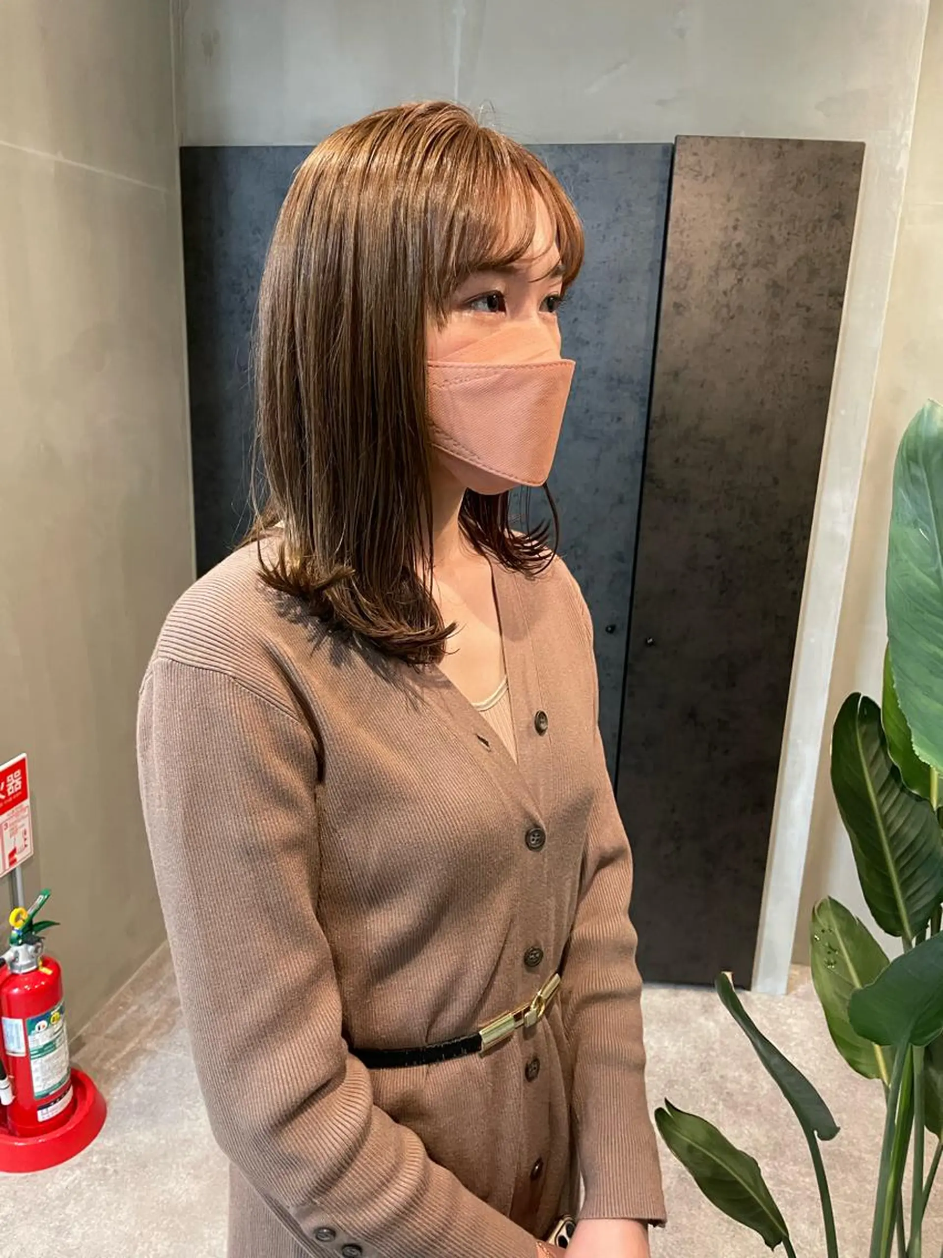 ミディアム カラー ベージュカラー 透明感カラー カット ヘアカラー トリートメント S.BROOM なんばTAKUYAのヘアスタイル