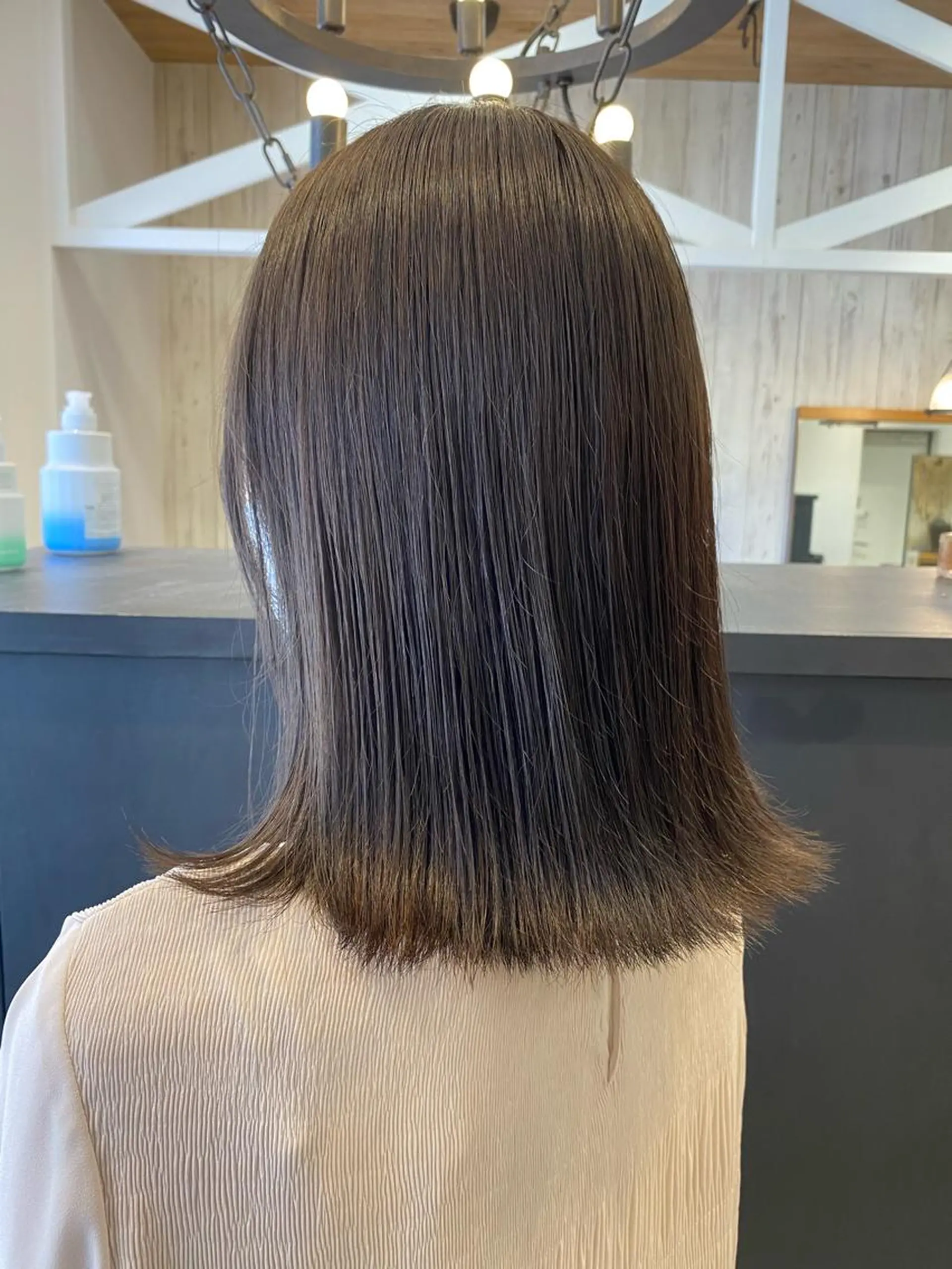 セミロング カラー ブラウンカラー オリーブブラウン 柴田 枝利子のヘアスタイル
