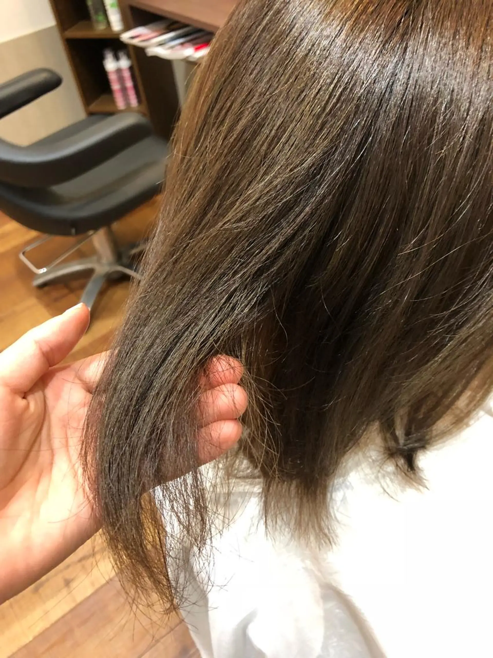 カラー MOLLA 浅香山店所属・谷口ゆめ/縮毛矯正/ カット/美眉ワックスのヘアスタイル