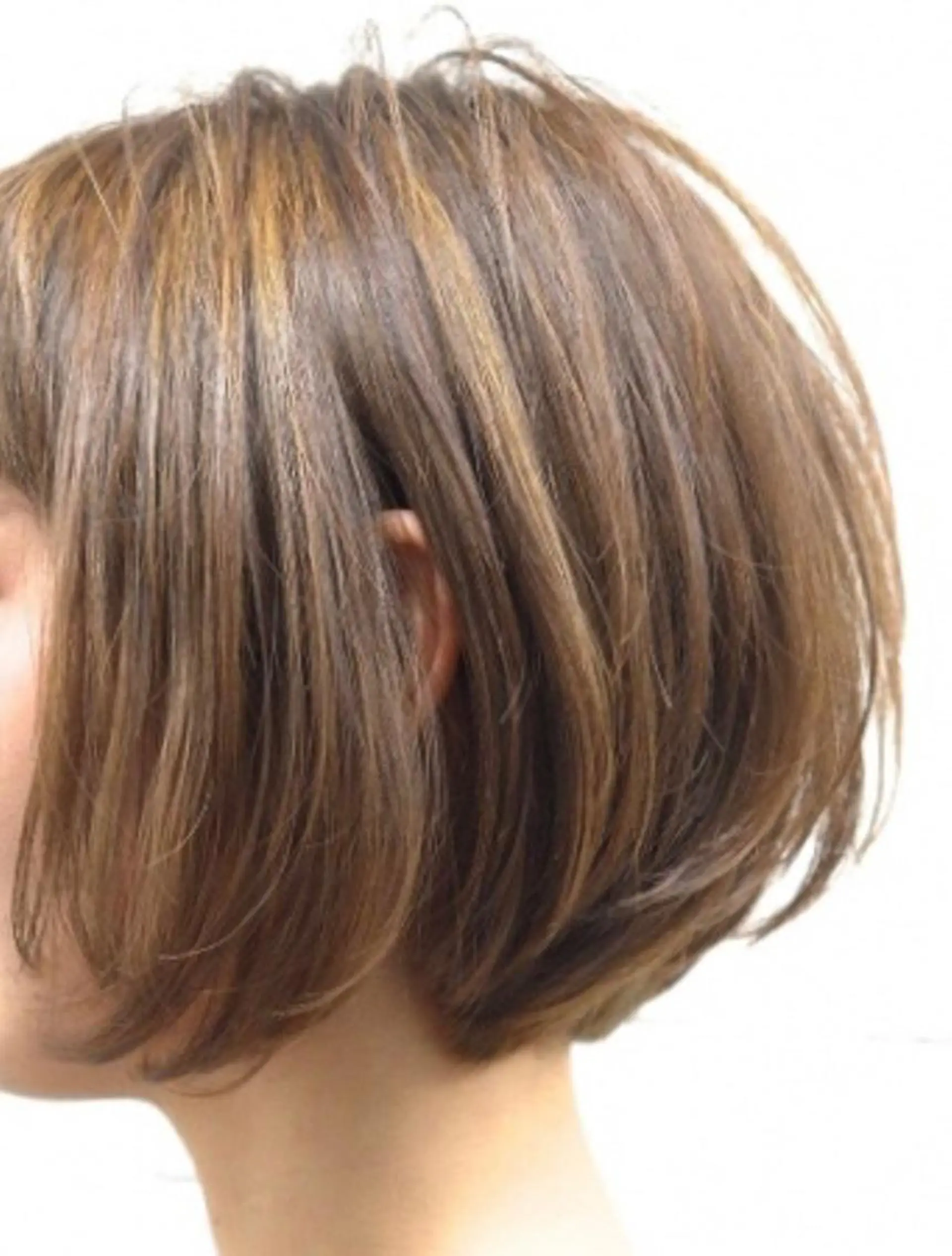 ショート オレンジブラウン 嶋村 望美のヘアスタイル