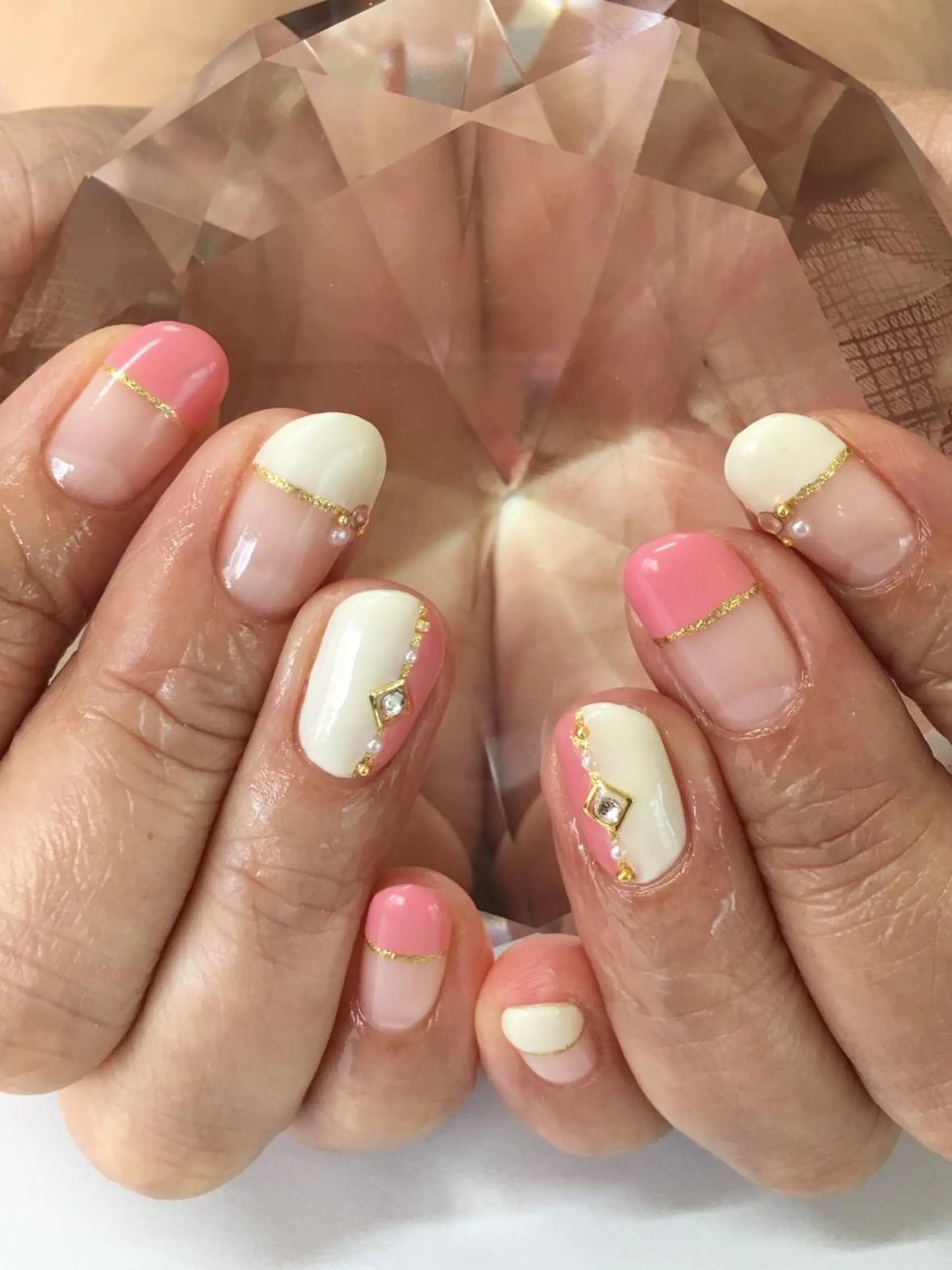 ネイル フレンチネイル glow_ nailのネイルデザイン