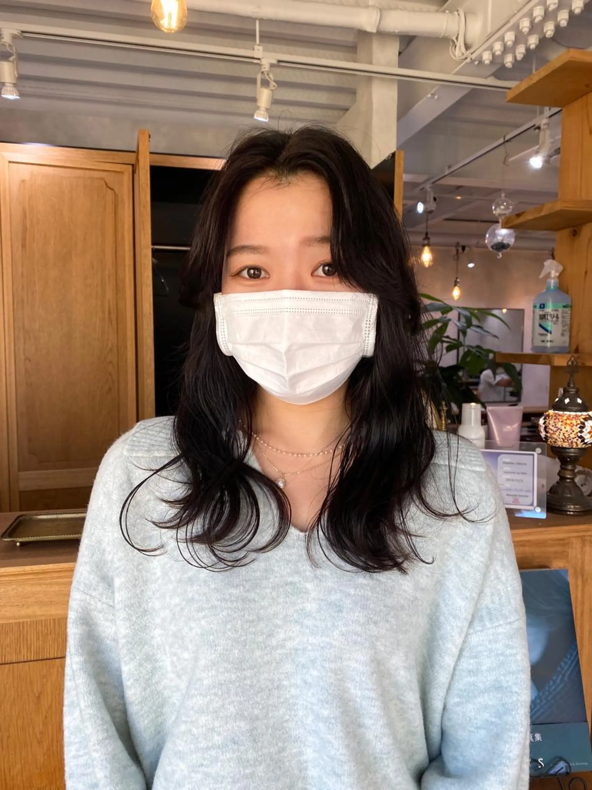 セミロング 韓国風ヘア レイヤーカット loche所属・✨似合わせショート✨ 今だけ限定クーポン✨のヘアスタイル