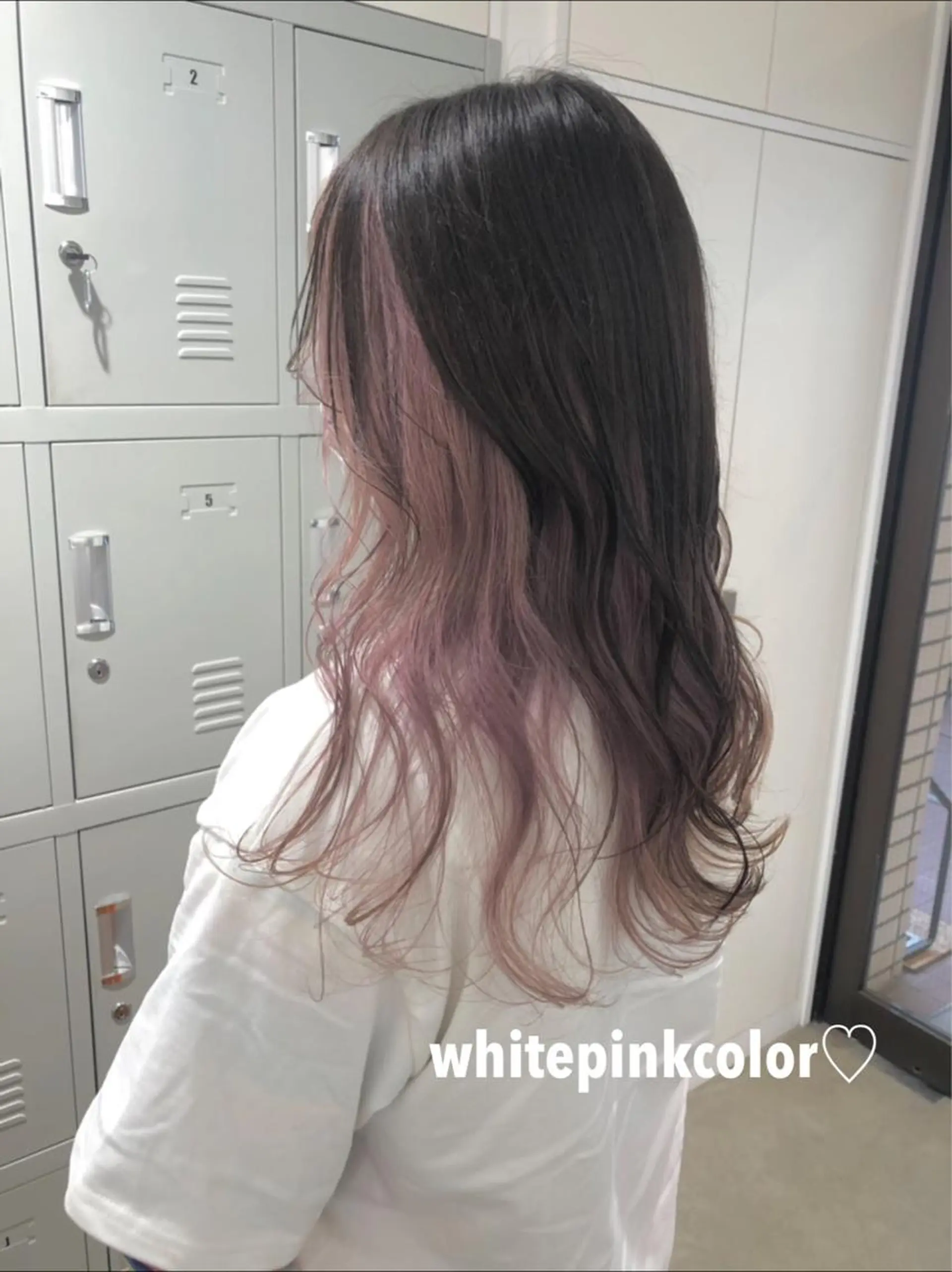 ロング カラー ブリーチ ピンクカラー ホワイトピンク ヘアカラー 2nd所属・🤍2nd🤍田所 美希のヘアスタイル
