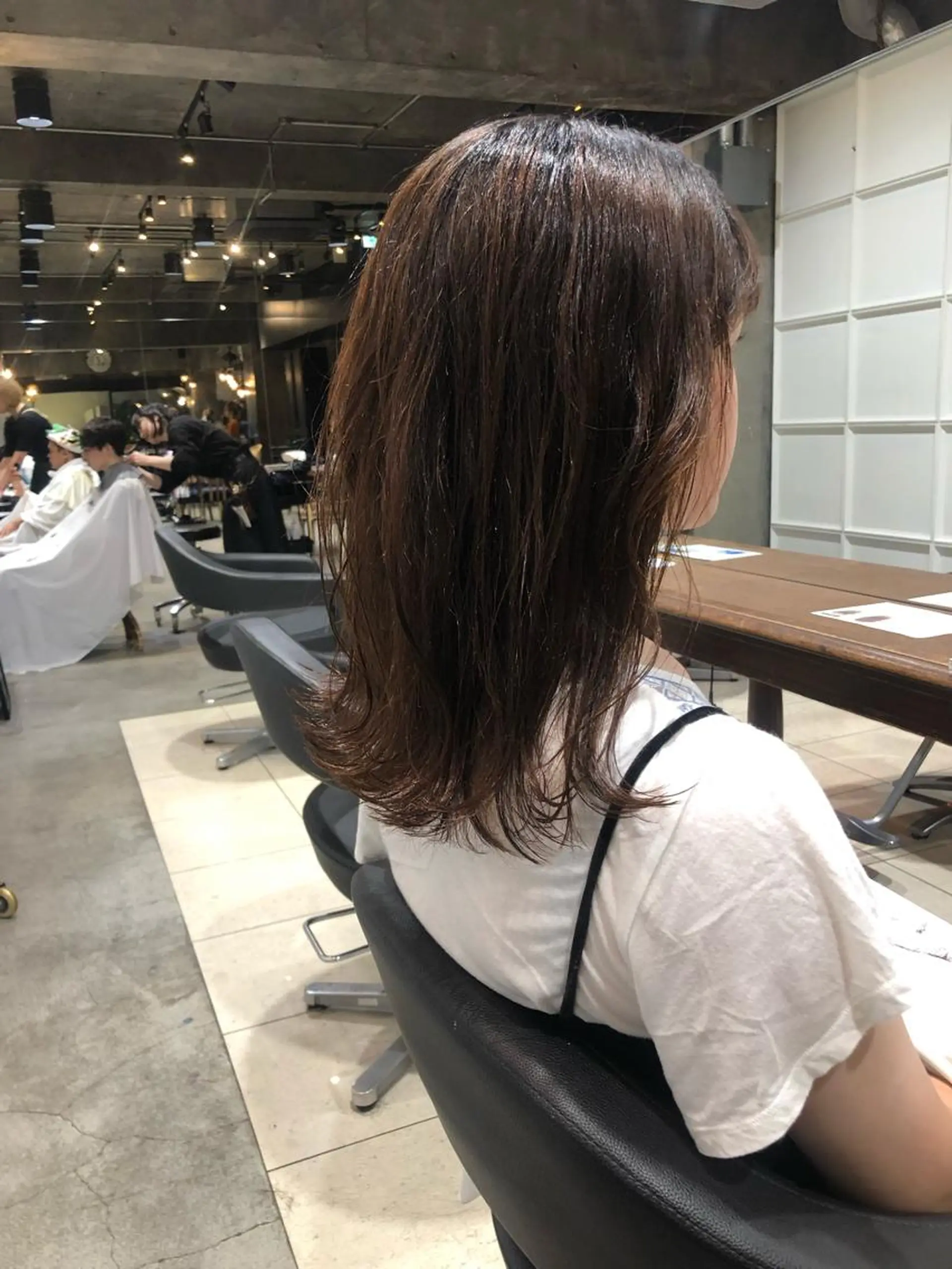 セミロング マンツーマン／韓国 ヘア‎Amiのヘアスタイル