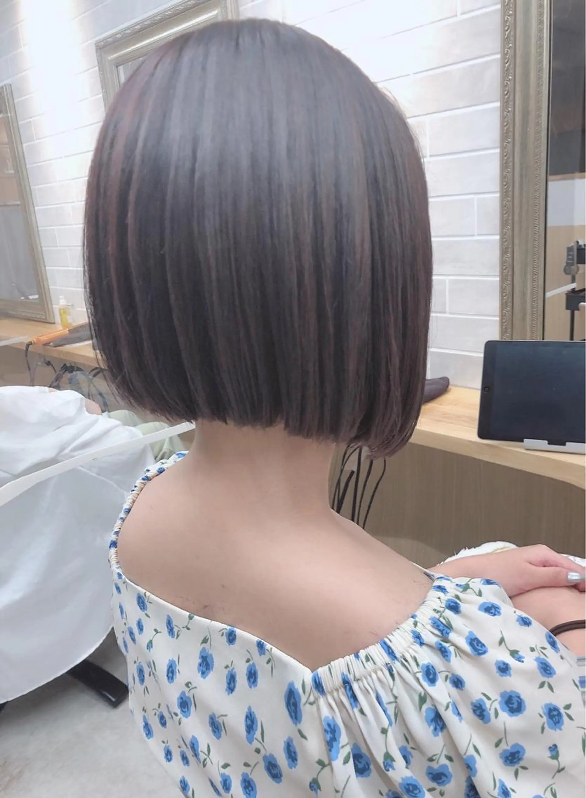 ミディアム ボブ 期間限定無料カット まつきのヘアスタイル