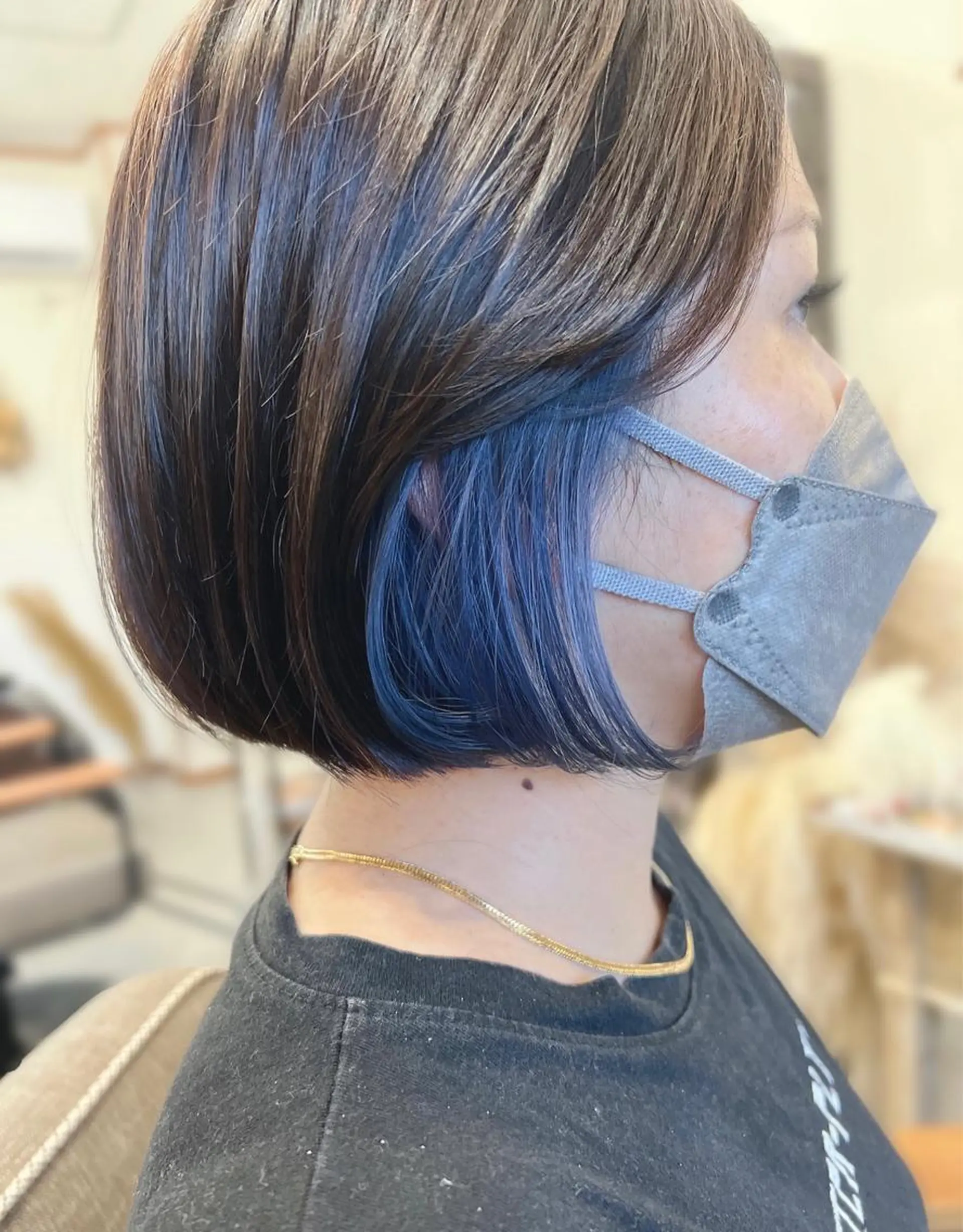 ミディアム カラー アッシュ ブリーチ ケアブリーチ インナーカラー ネイビーカラー hair works raptureのヘアスタイル