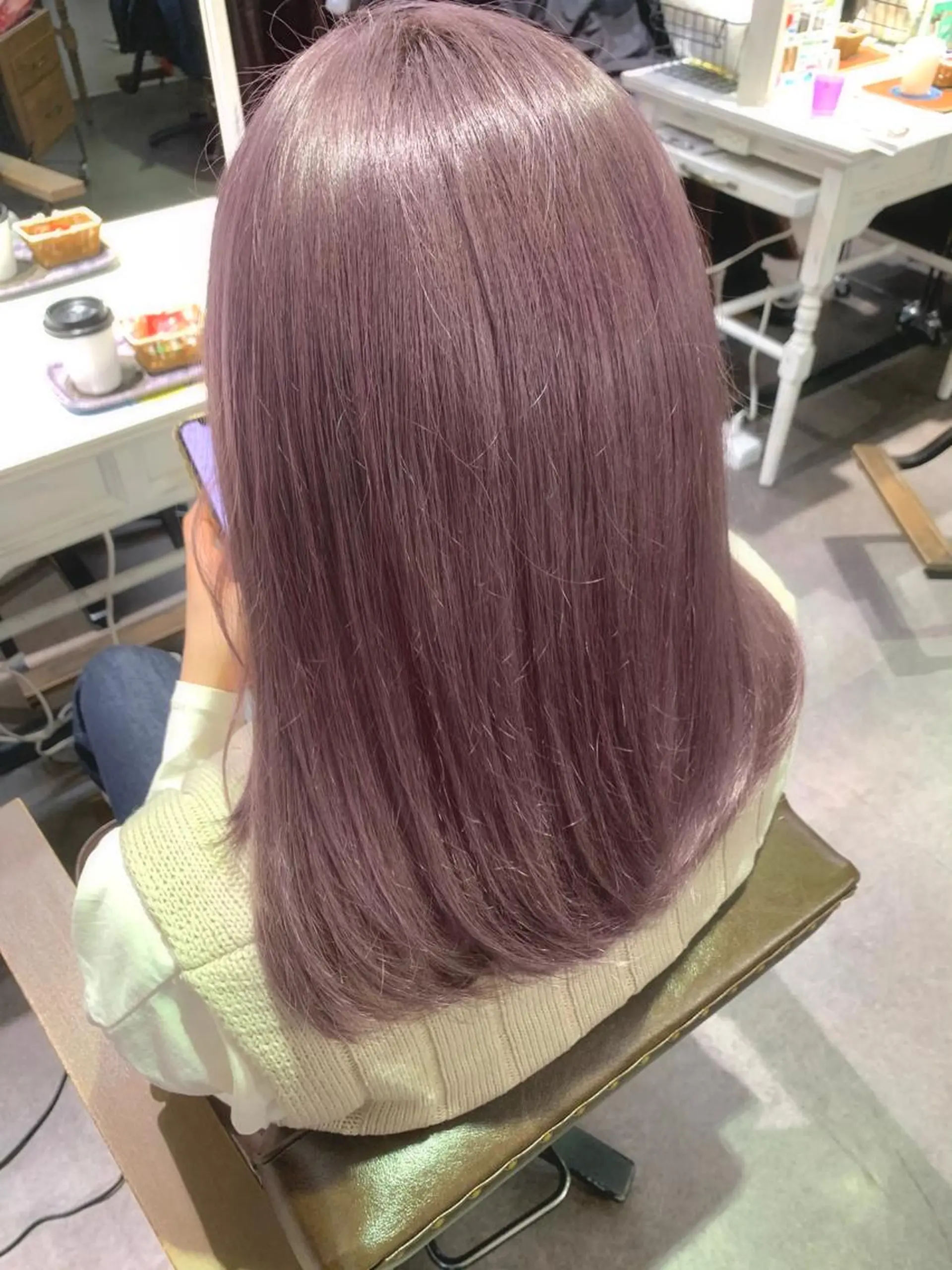 カラー カット ヘアカラー トリートメント エミュスト心斎橋所属・🎨カラー&髪質改善 職人　松葉優希のヘアスタイル