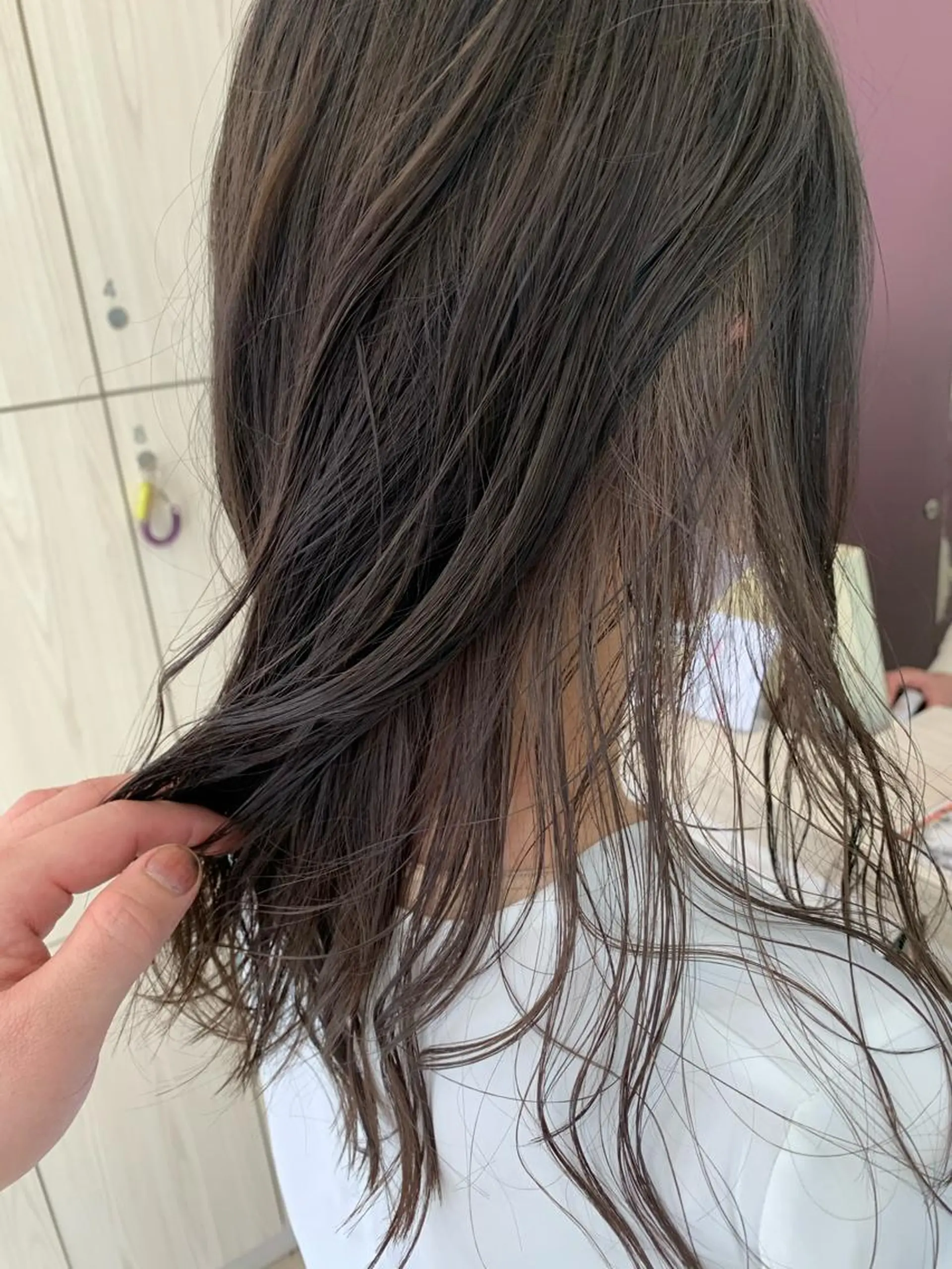 セミロング ヘアカラー トリートメント どんな髪の悩みも解決 します✨田嶋俊一✨のヘアスタイル