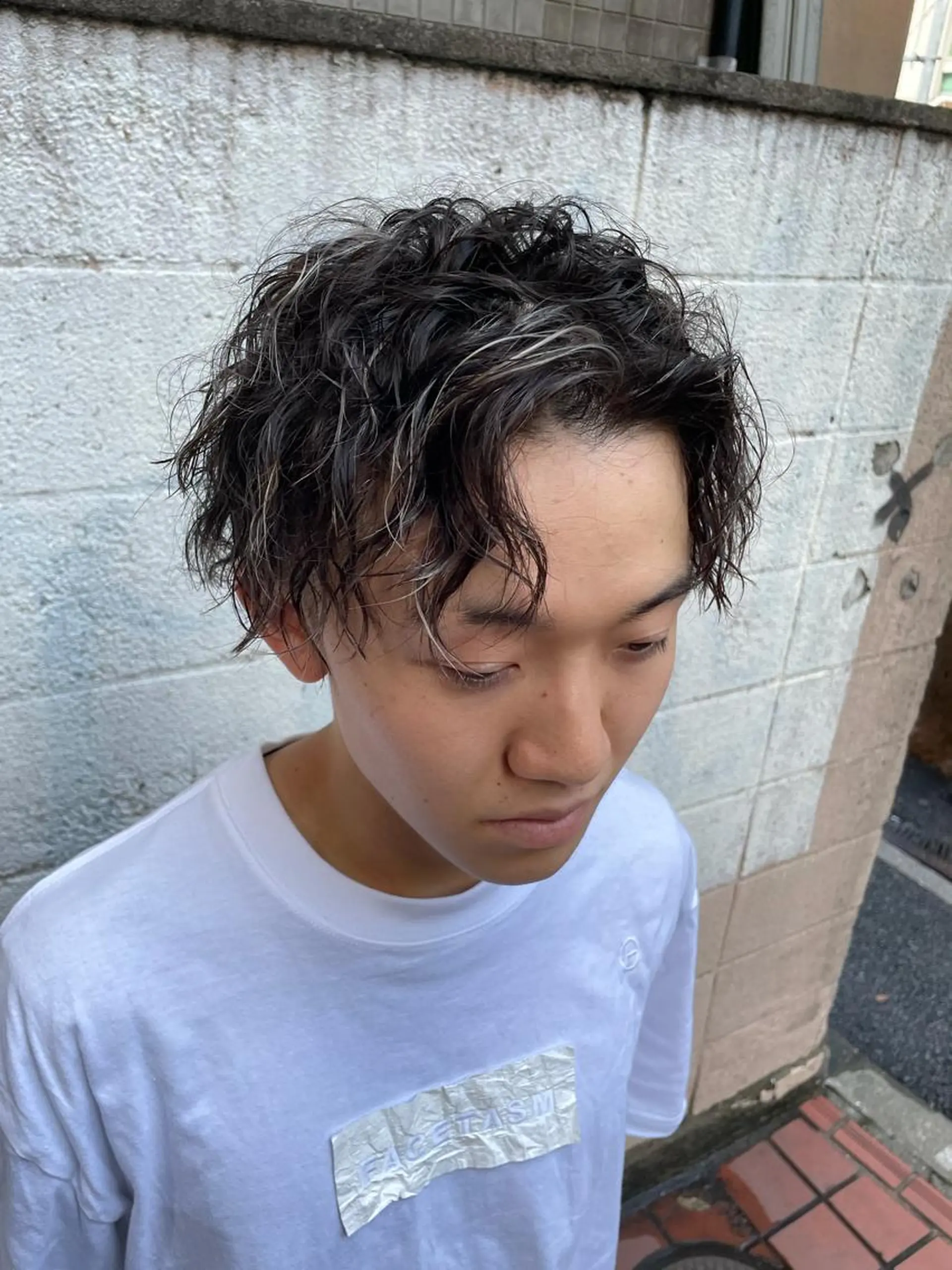 ミディアム 渋谷 ミモザワークス タニグチヨシユキのヘアスタイル