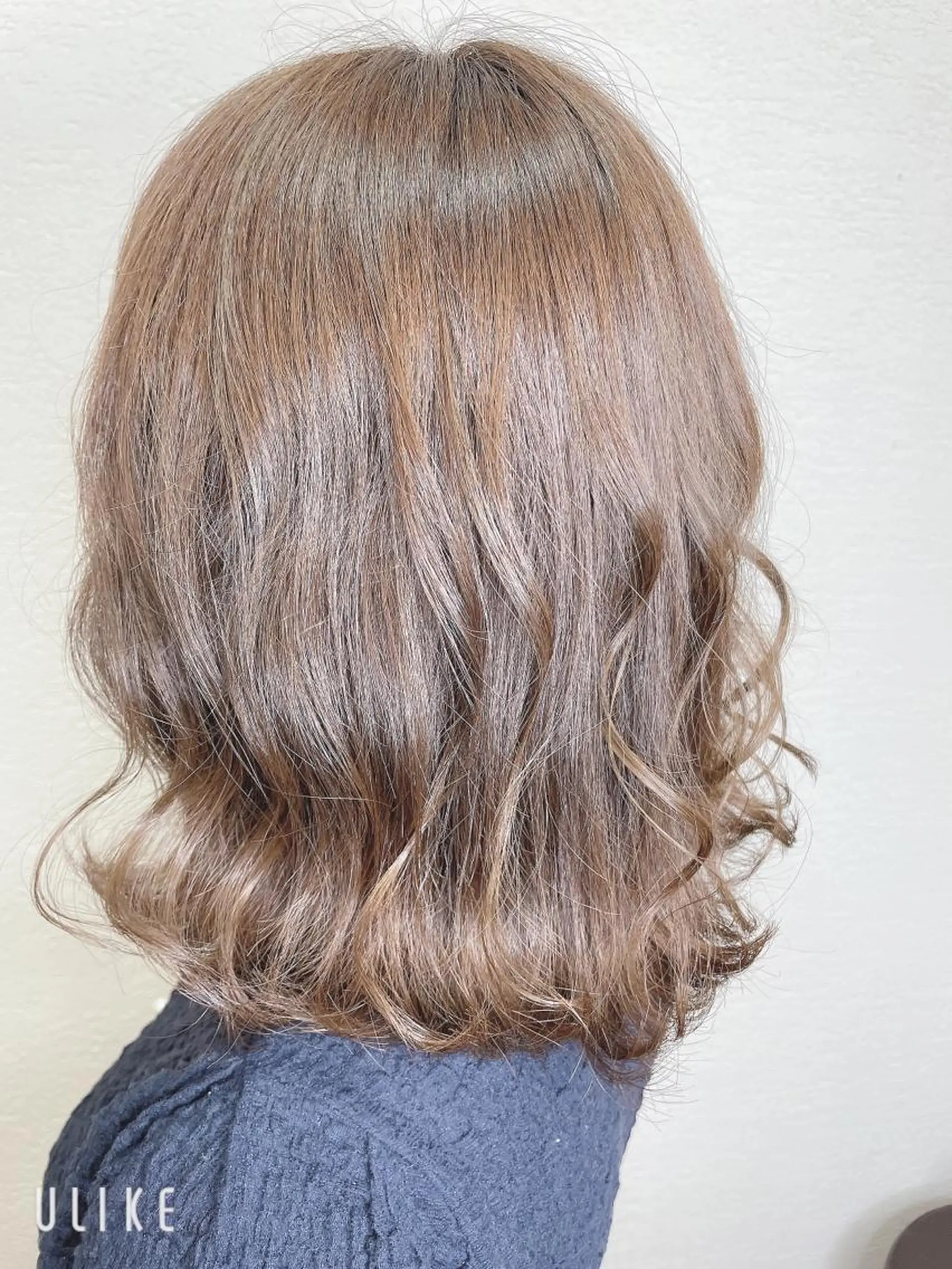 セミロング カラー アッシュ ベージュカラー カット ヘアカラー ❣️モードケイズ塚口 和田一将のヘアスタイル