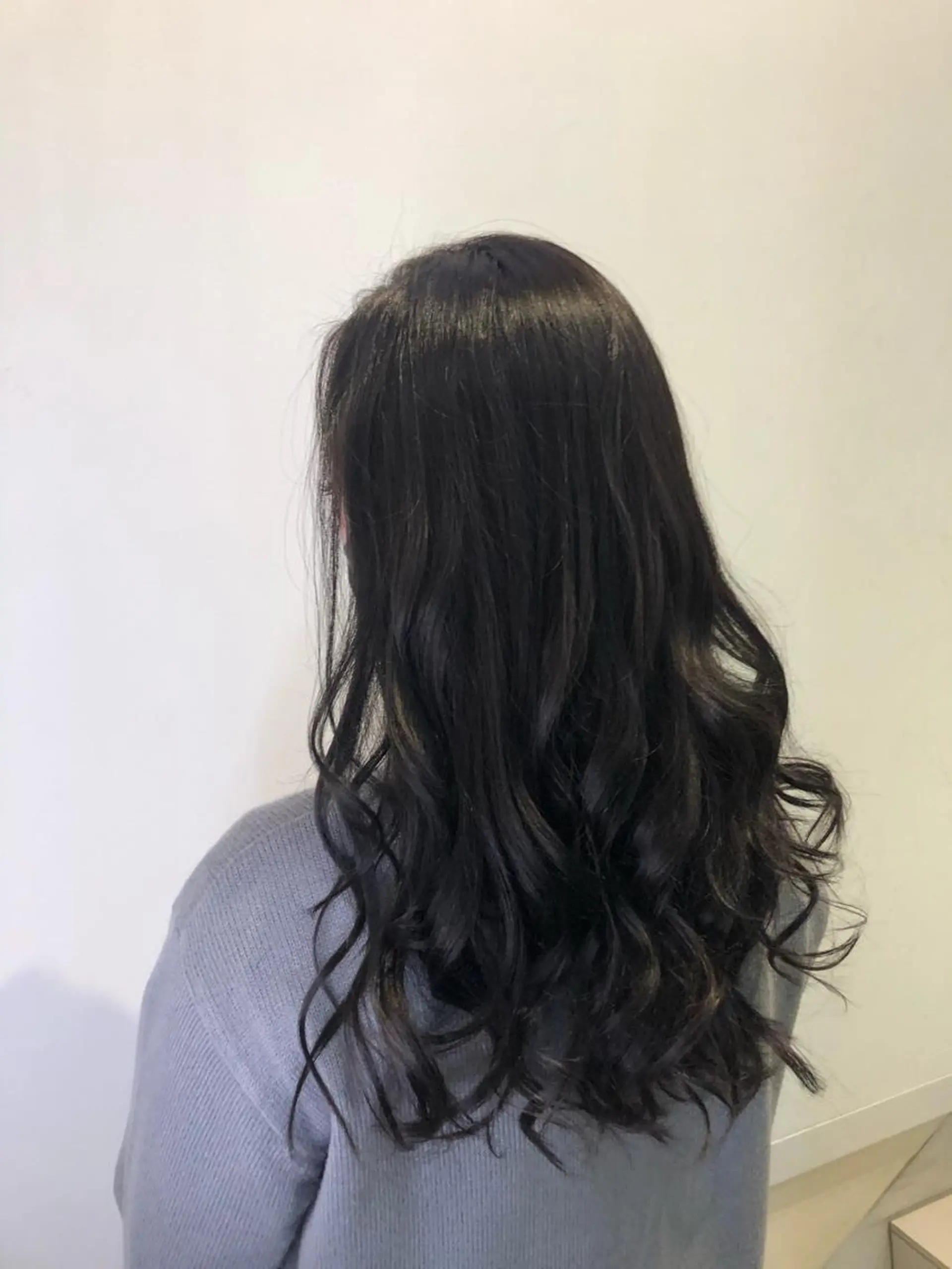 ロング カラー シールエクステ ブラウンカラー 透明感カラー ダークブラウン エクステ カット ヘアカラー トリートメント エクステ 綿貫 美香のヘアスタイル