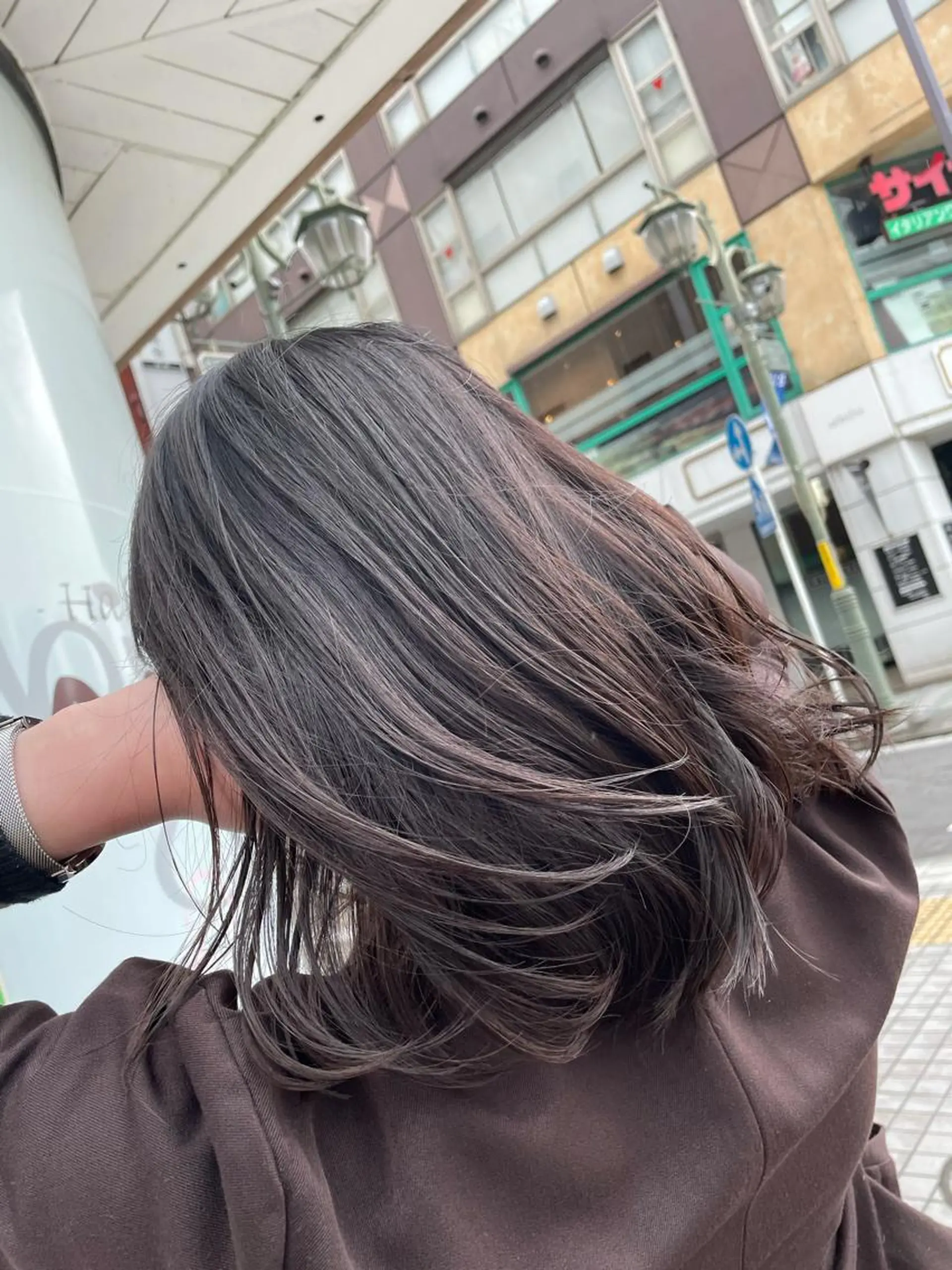 ミディアム カラー トリートメント ヘアカラー トリートメント LOG/所属・✨縮毛/ブリーチ✨ 出口 紗依のヘアスタイル