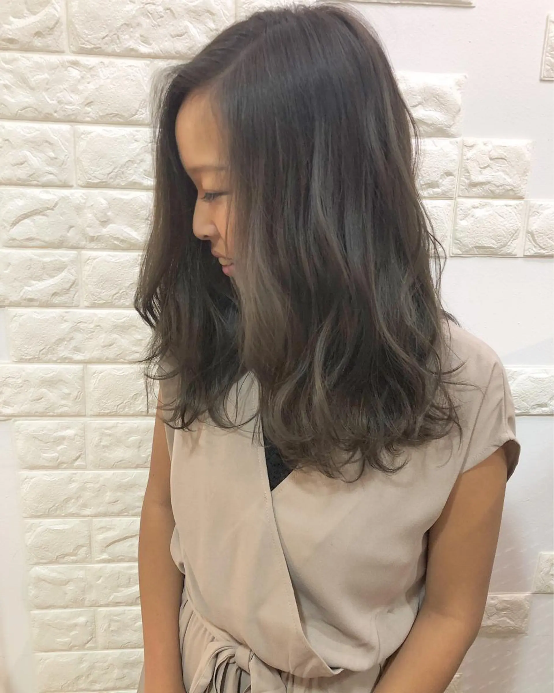 ミディアム カラー RoL by apollo所属・横浜ブリーチムラ直し 特化美容師/海崎剛史のヘアスタイル