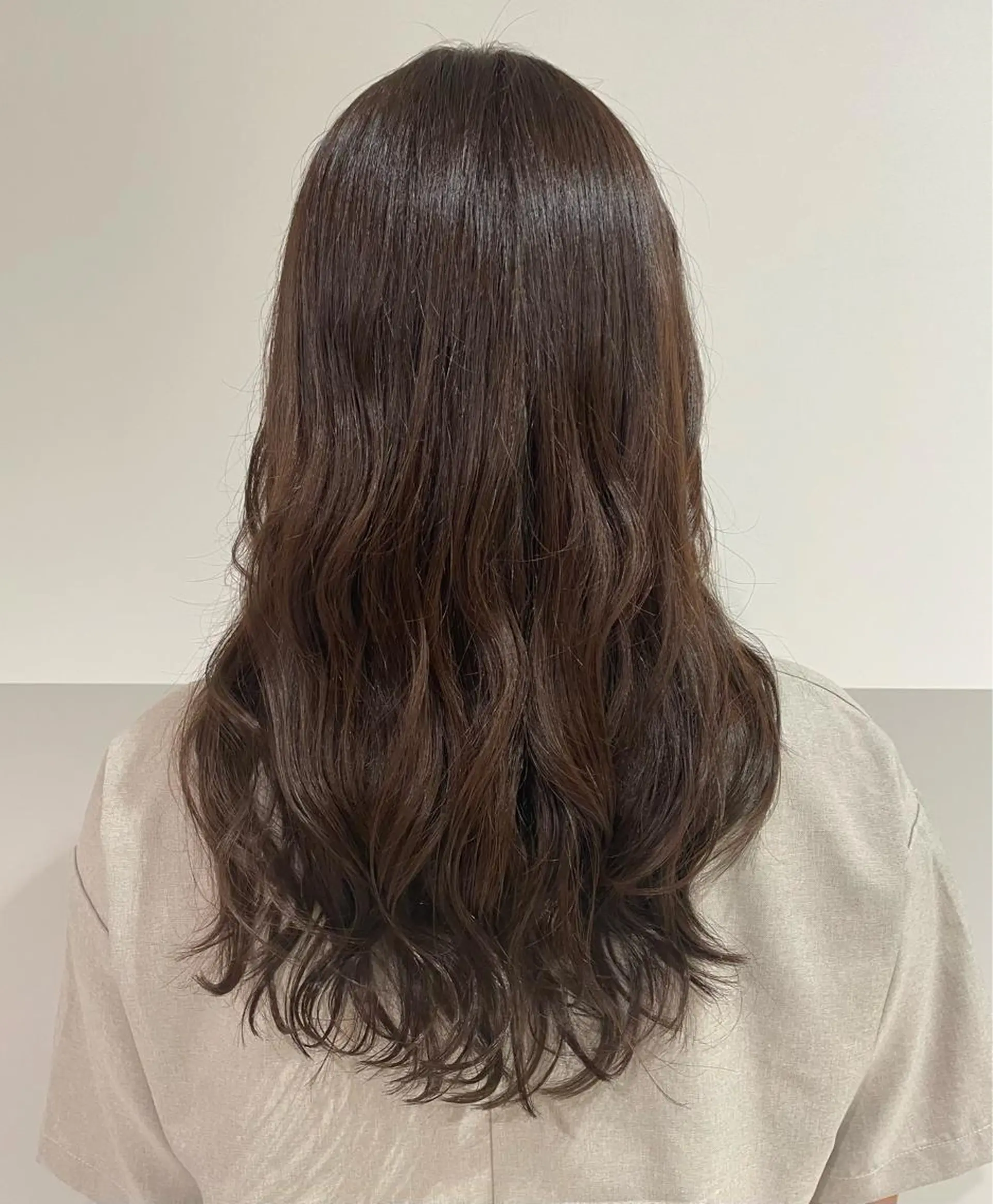 ロング カラー KANGOLSALON 富山セントラル所属・松井 亜美のヘアスタイル