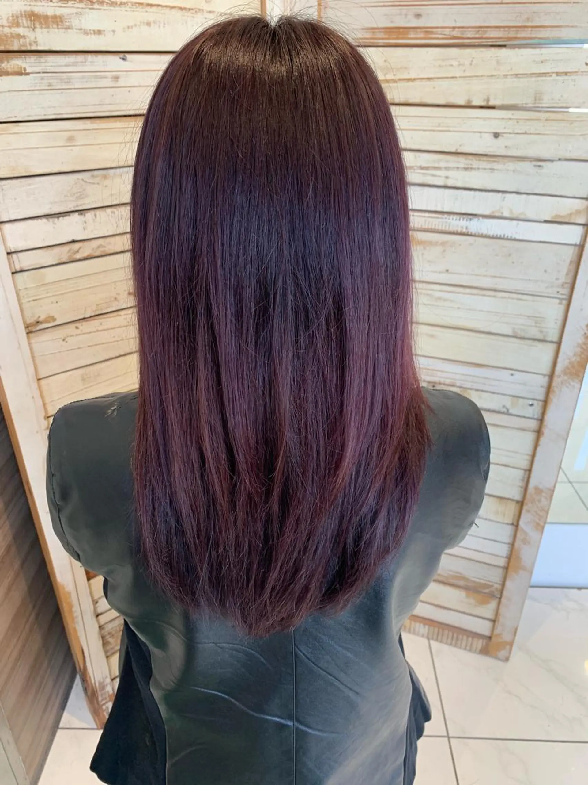 カラー ヘアカラー トリートメント 島袋 ナオユキのヘアスタイル