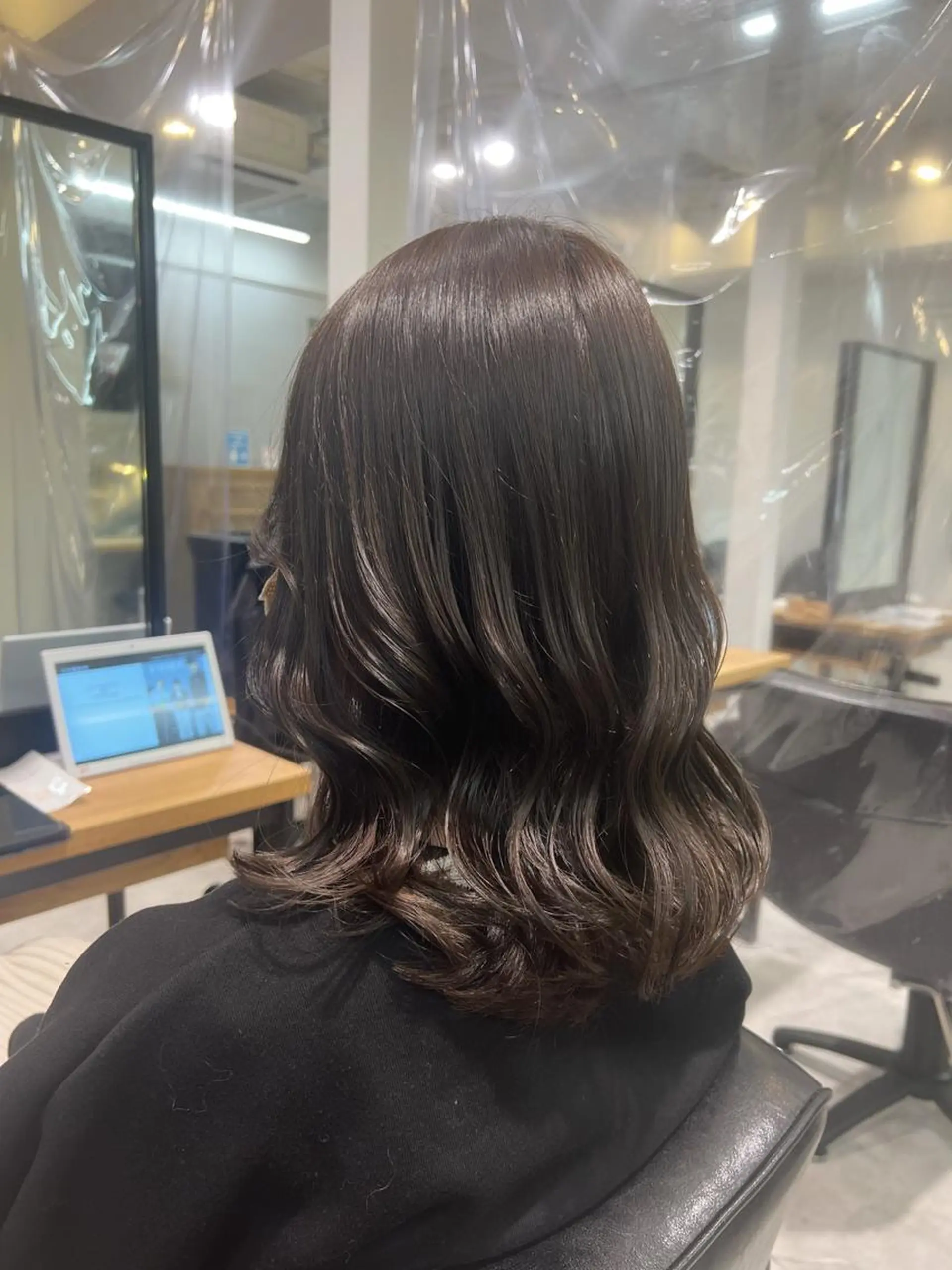 セミロング カット ヘアカラー collet矢島 /ブリーチカラーのヘアスタイル