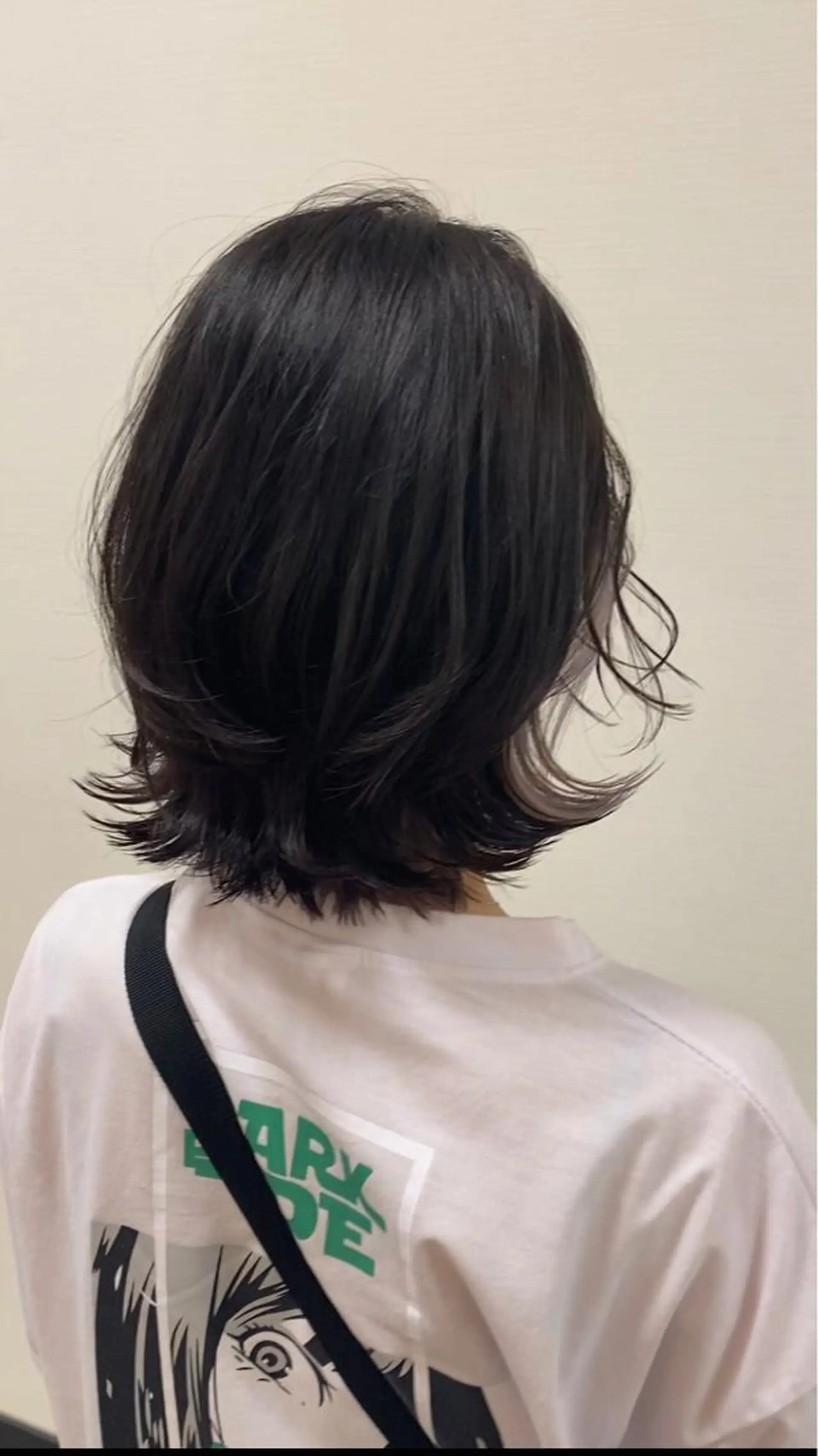 ショート カラー ヘアアレンジ 🌿ブリーチ/ミディ アム/🌿‬JINのヘアスタイル