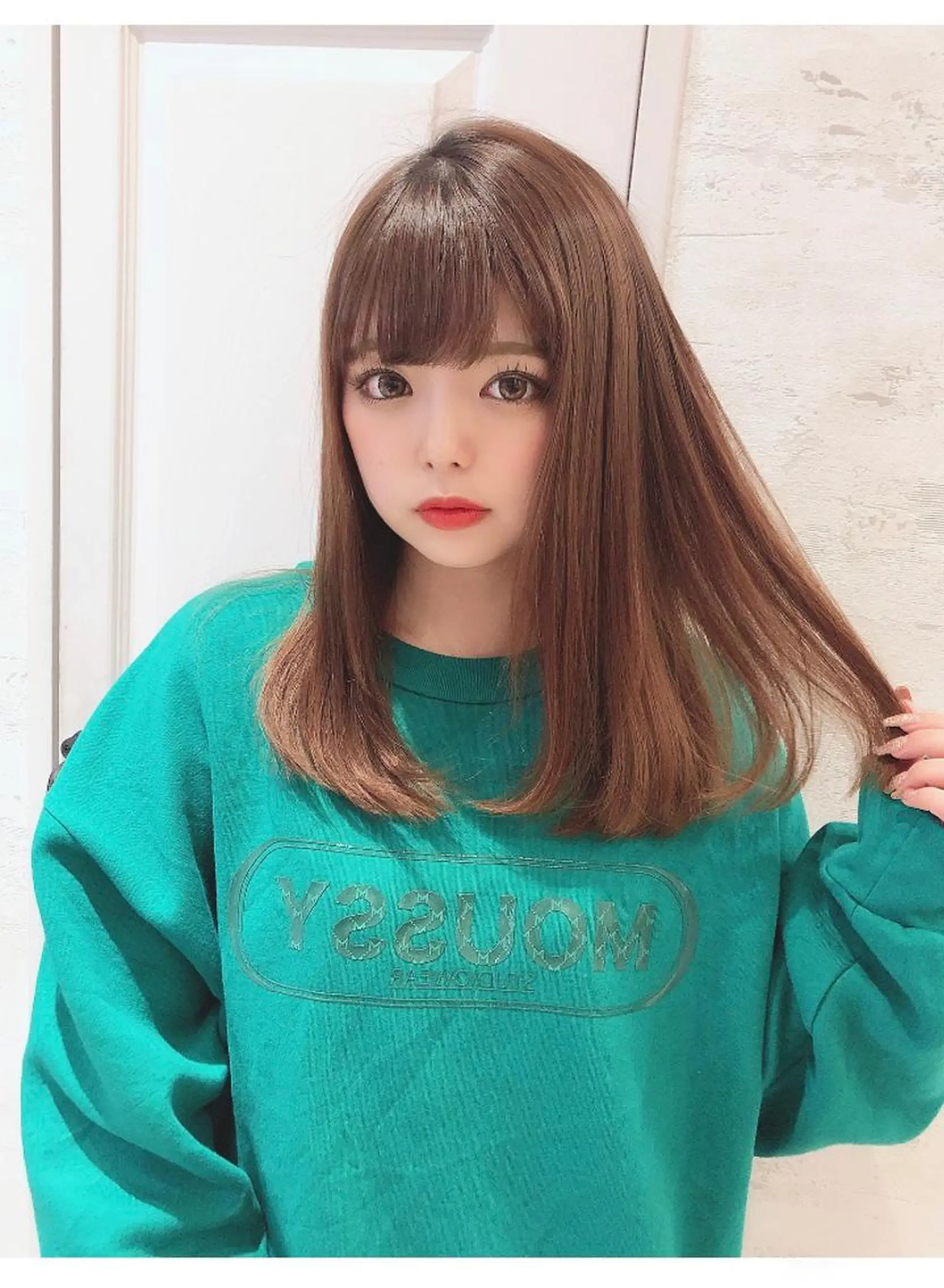 ミディアム カット ヘアカラー トリートメント 代表山口ひな 髪質改善のプロのヘアスタイル