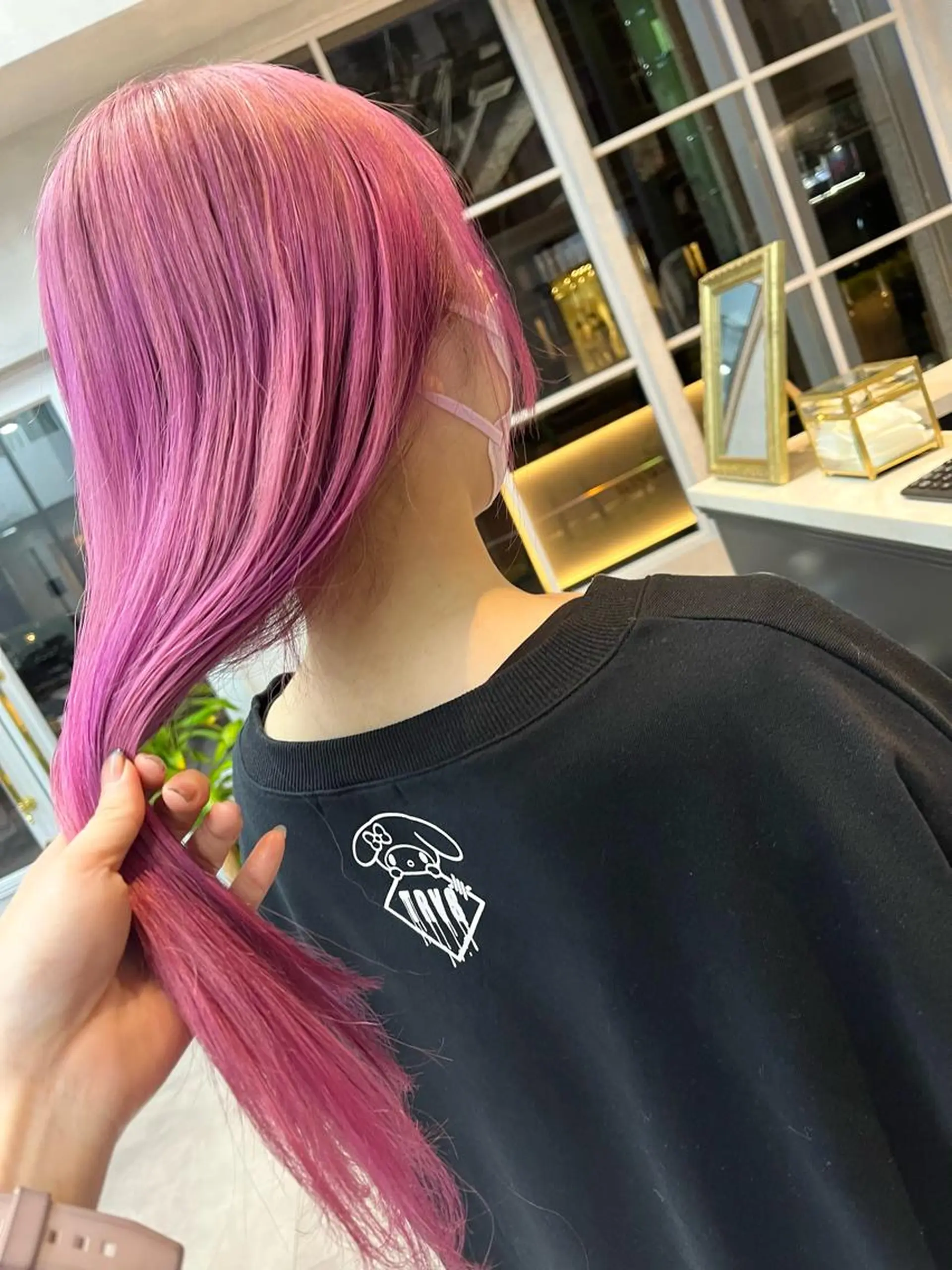 ロング カラー ピンクカラー ヘアカラー tomoka 推しカラーのヘアスタイル
