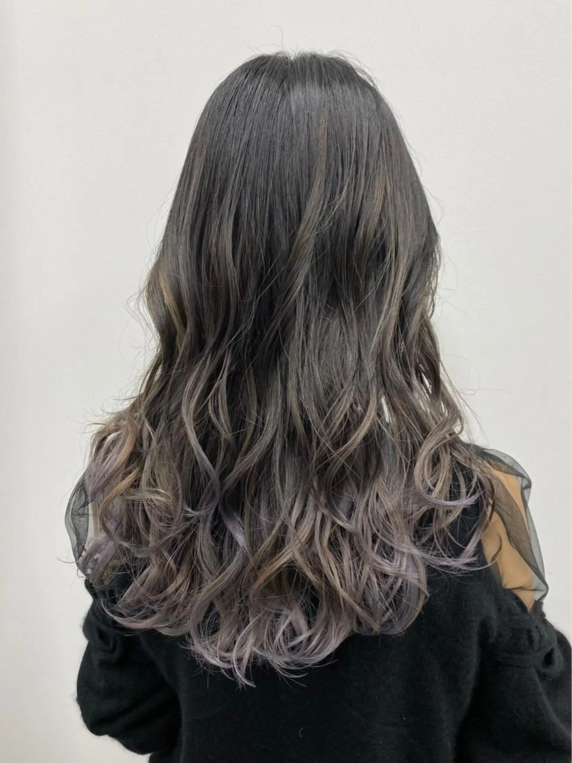ロング カラー パーマ ヘアアレンジ グラデーションカラー 【公式】amble luxe池袋東口💛のヘアスタイル