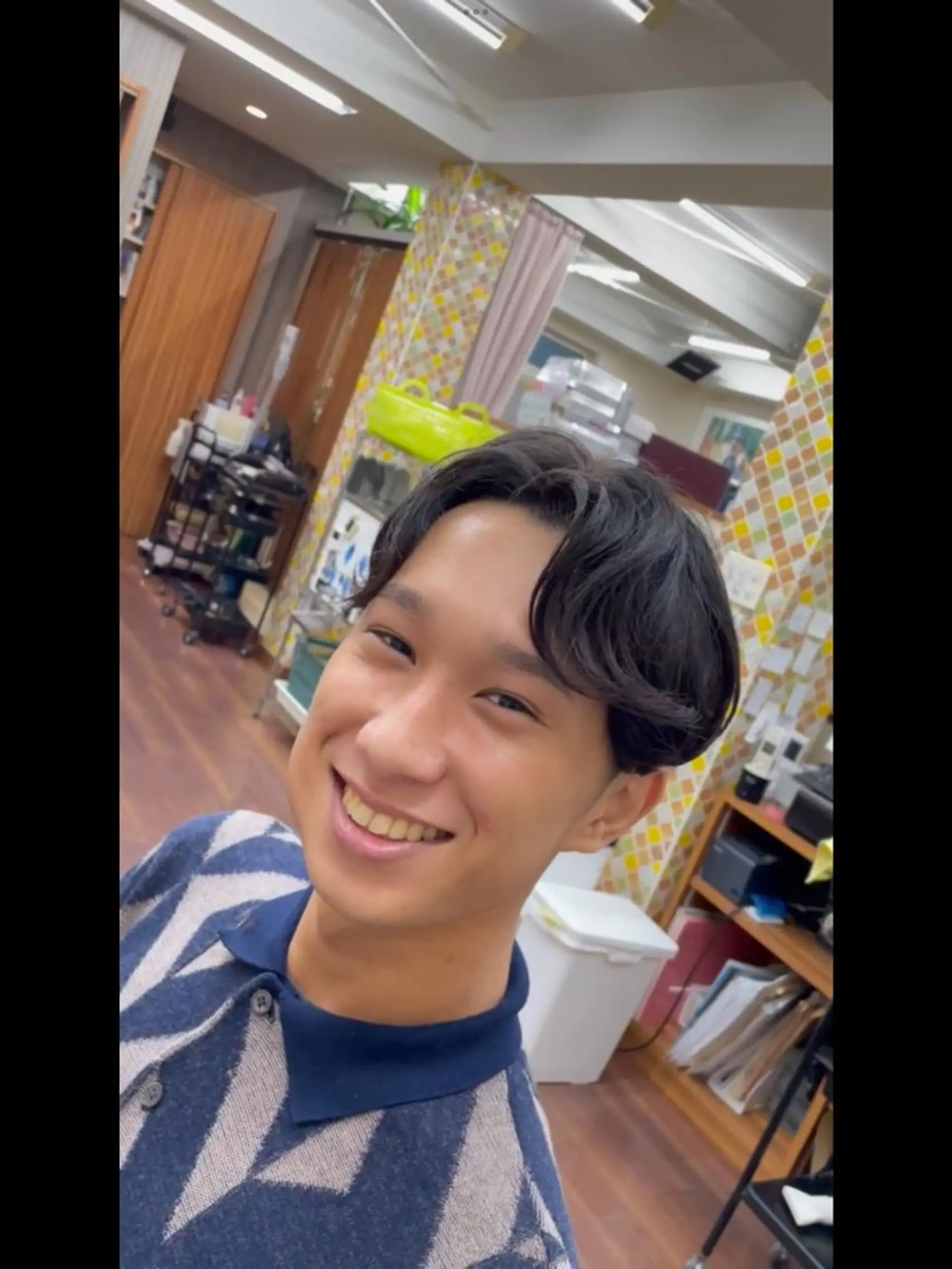 ミディアム パーマ メンズ カット パーマ メンズパーマ 赤司 泰樹のヘアスタイル