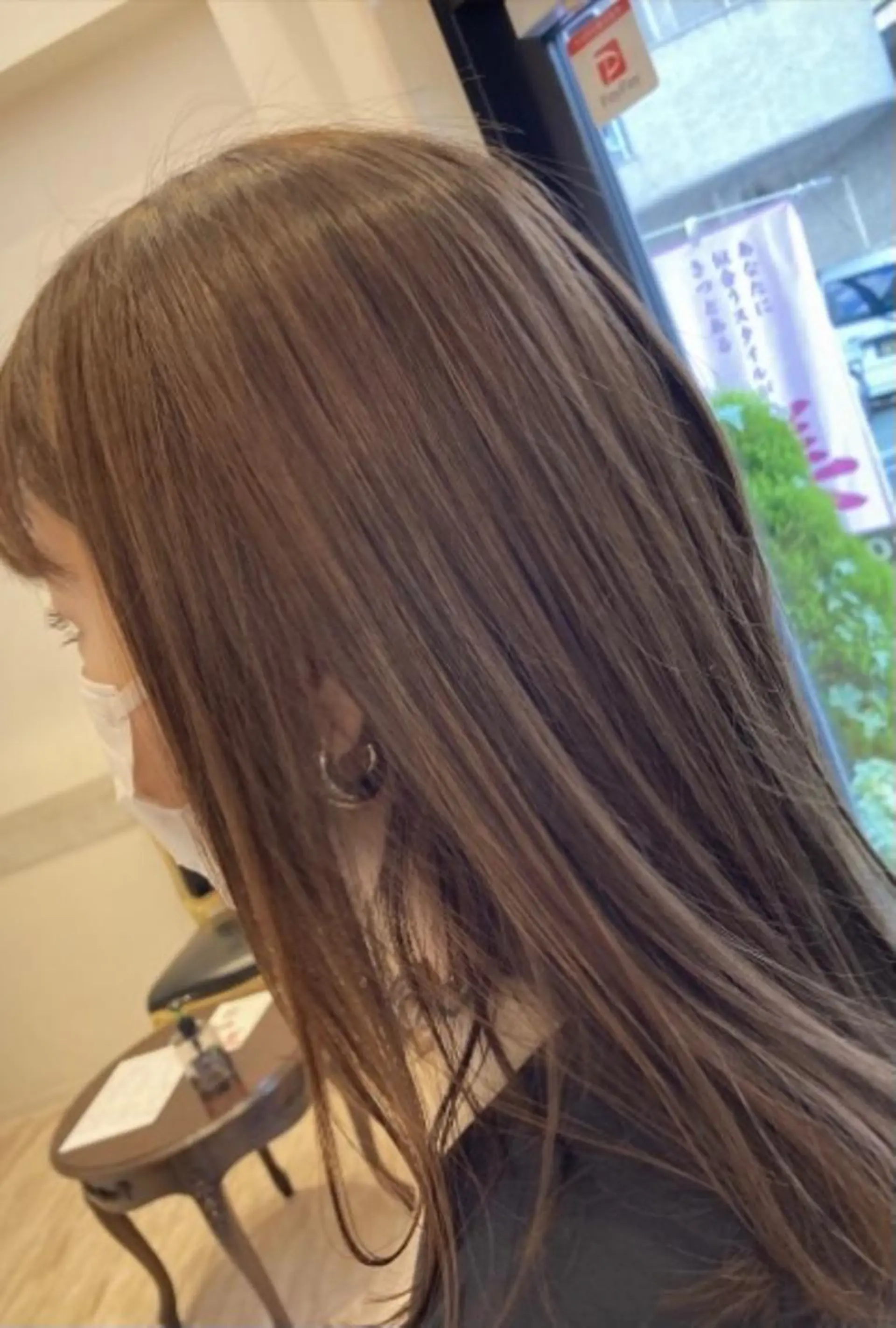 ロング カラー ヘアアレンジ ブラウンカラー チョコレートブラウン 佐藤 睦月のヘアスタイル