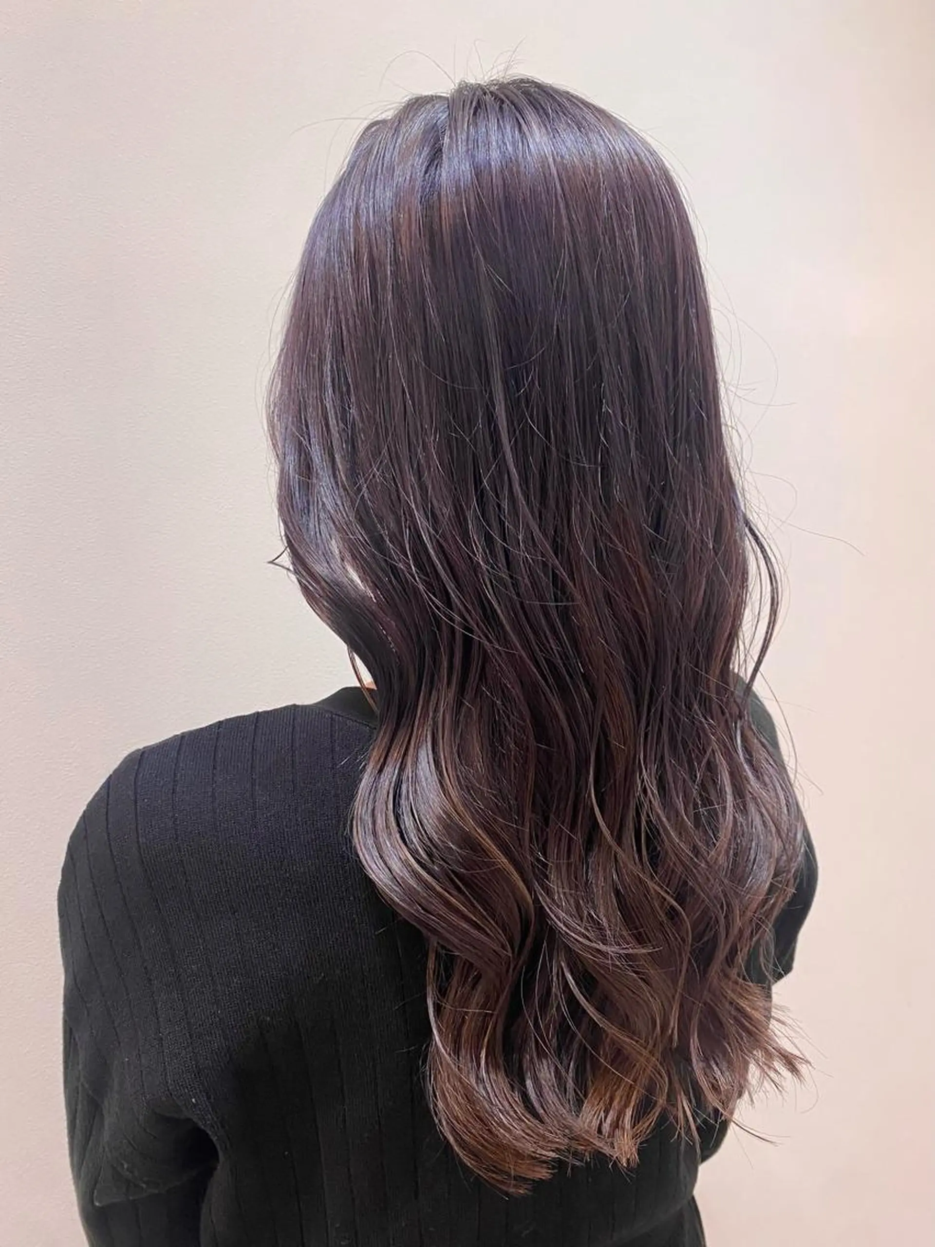 ロング カラー バレイヤージュ ブリーチ ケアブリーチ デザインカラー ダブルカラー カット ヘアカラー トリートメント ♡オシャ髪♡AI ✂️newi町田のヘアスタイル