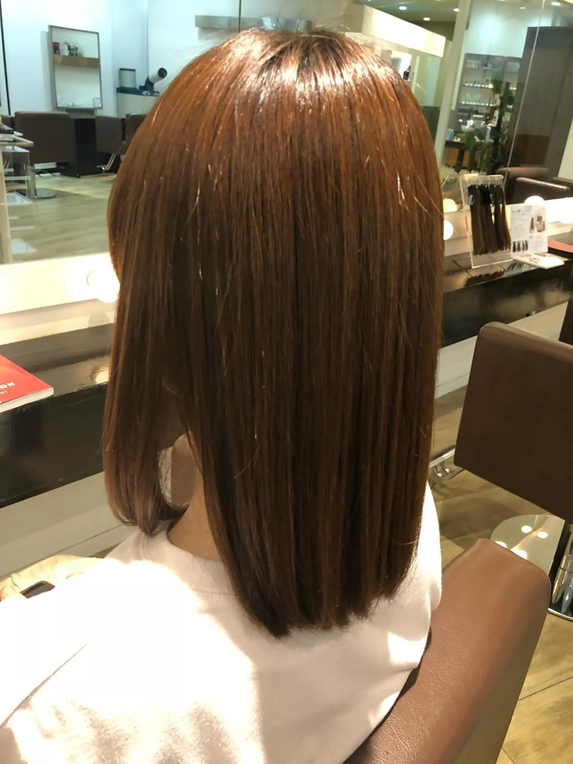 セミロング 縮毛矯正 XXXY'S Color Flip所属・小宮 真理奈のヘアスタイル
