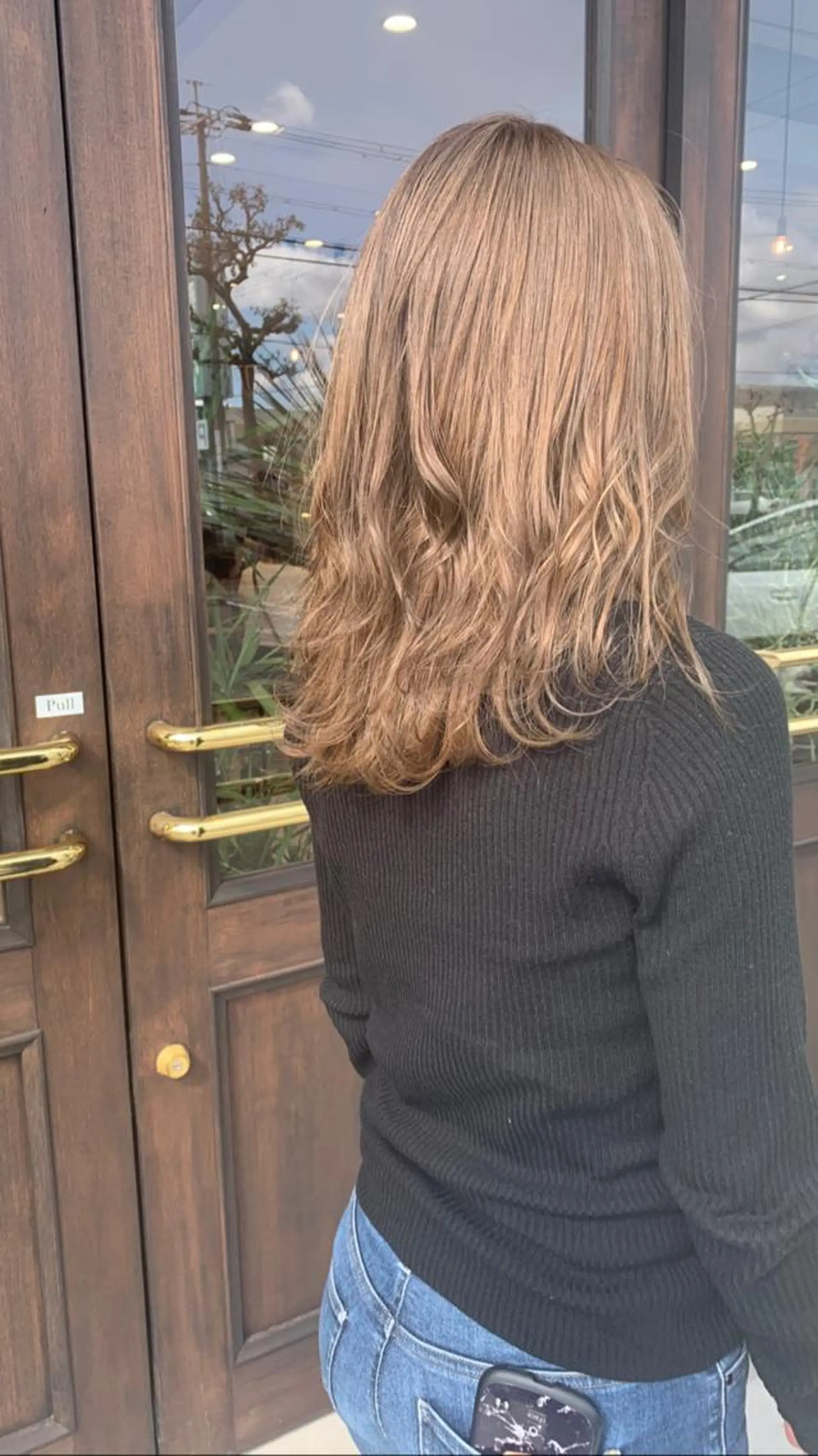 セミロング カラー 吉原 由菜のヘアスタイル